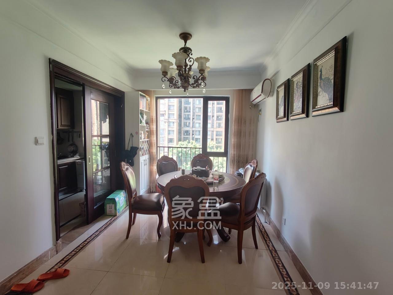 中海国际一期 4室2厅2卫 2200.0元/月 中海国际一期 4室2厅2卫 2200.0元/月室内图