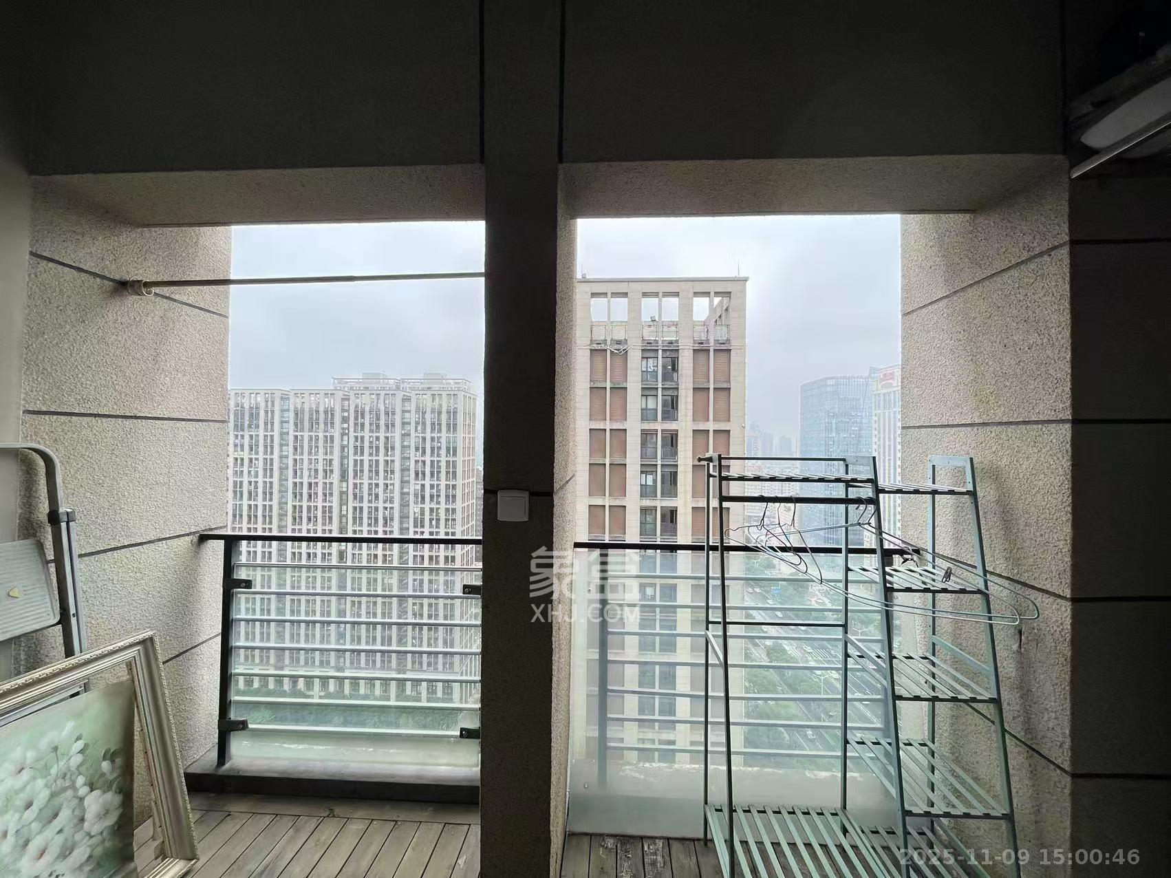 郡原广场  2室2厅1卫    2300.0元/月室内图