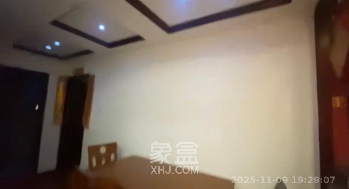 中房F联邦  2室2厅1卫    2000.0元/月室内图