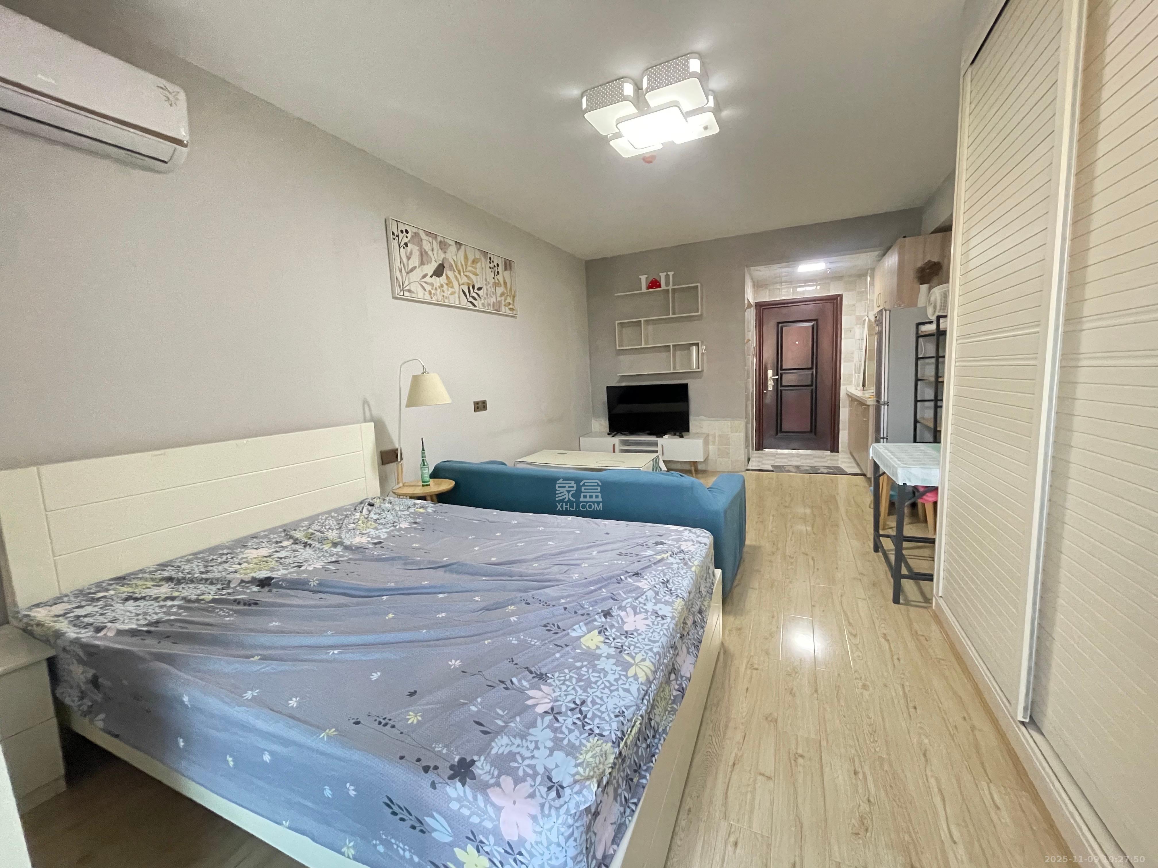 天鸿天府(天鸿中央大院) 1室1厅1卫 1700.0元/月 天鸿天府(天鸿中央大院) 1室1厅1卫 1700.0元/月室内图