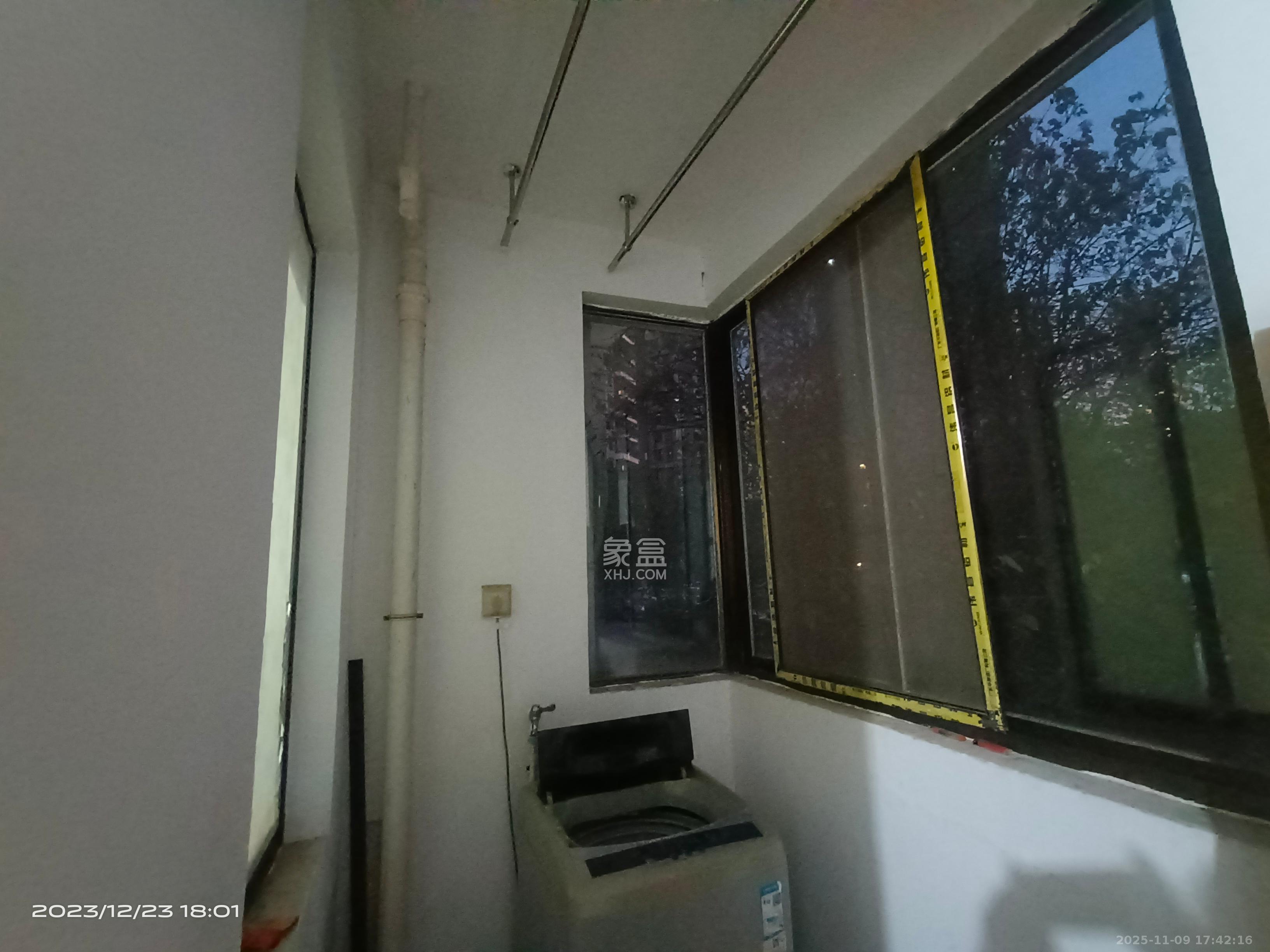 湘核佳苑  3室2厅1卫    1800.0元/月