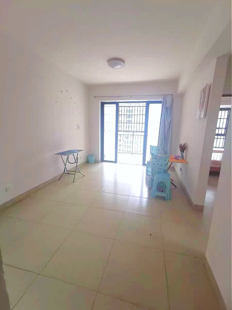 盛贤景都  2室1厅1卫    2000.0元/月