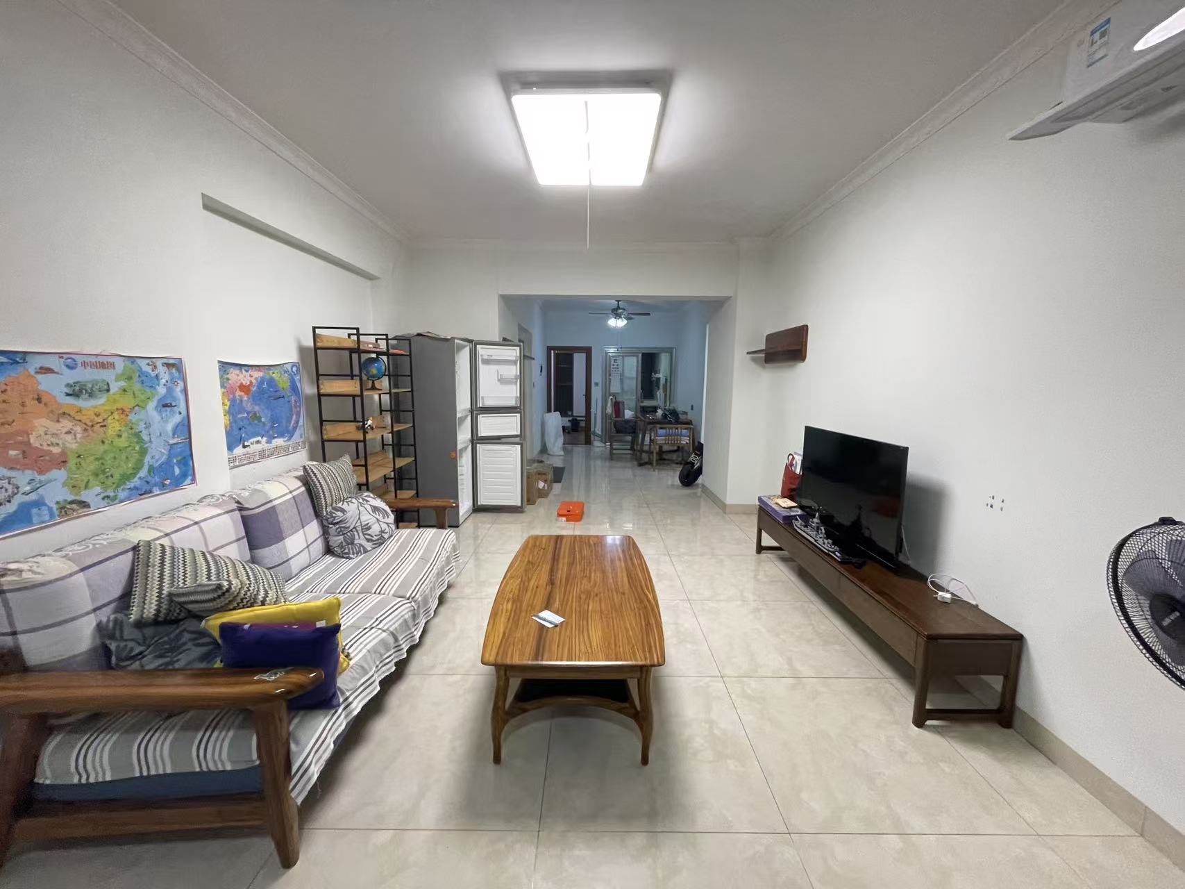 汇水湾  3室2厅2卫    2600.0元/月室内图