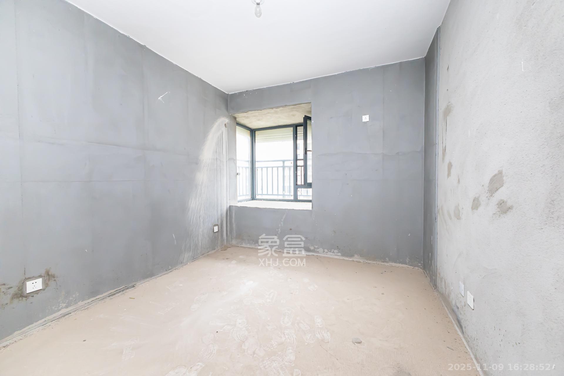 明发阅江悦府 2室2厅1卫 60.0万 明发阅江悦府 2室2厅1卫 60.0万卧室