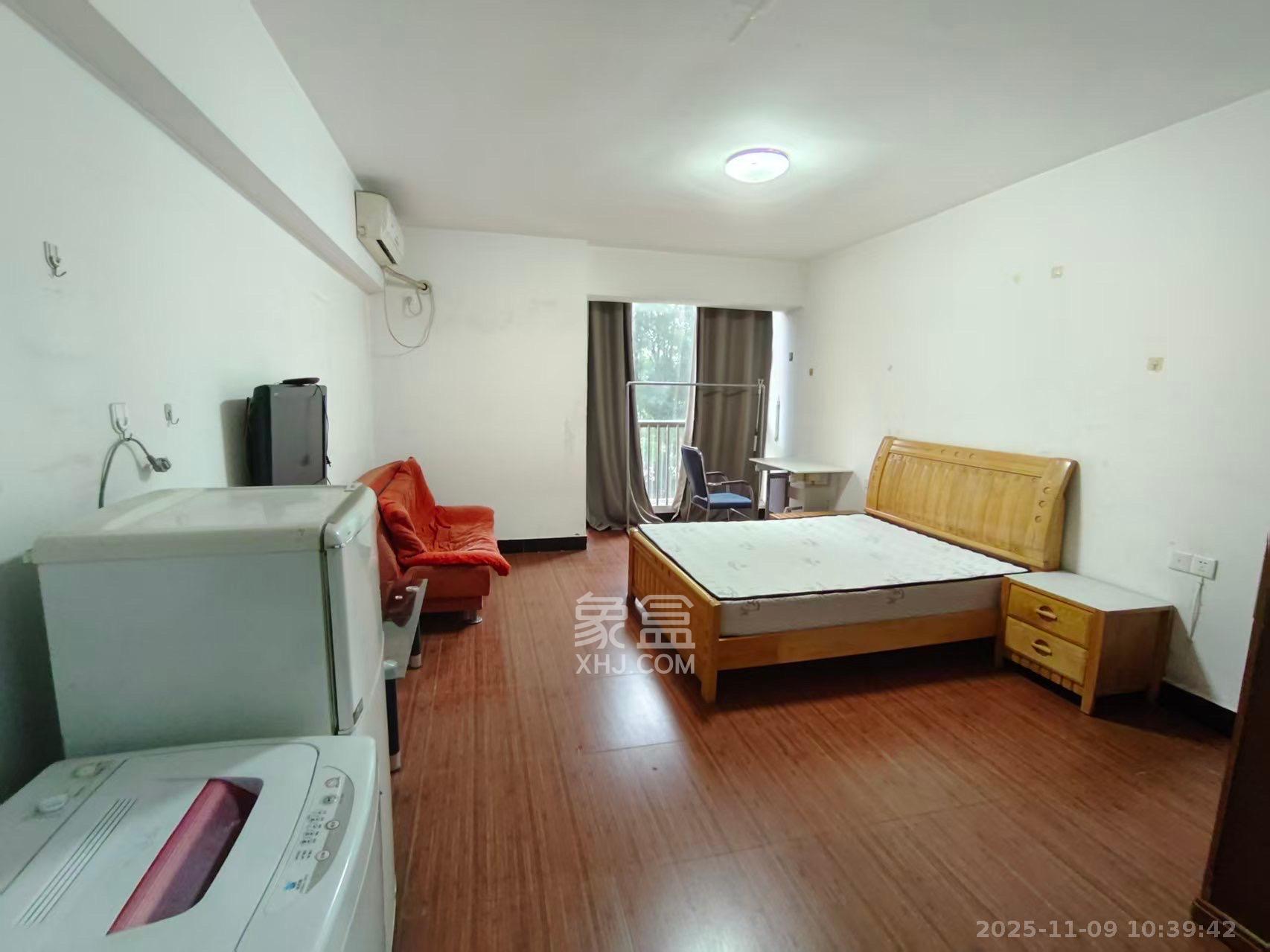 阳光100二期 1室1厅1卫 1200.0元/月 阳光100二期 1室1厅1卫 1200.0元/月室内图