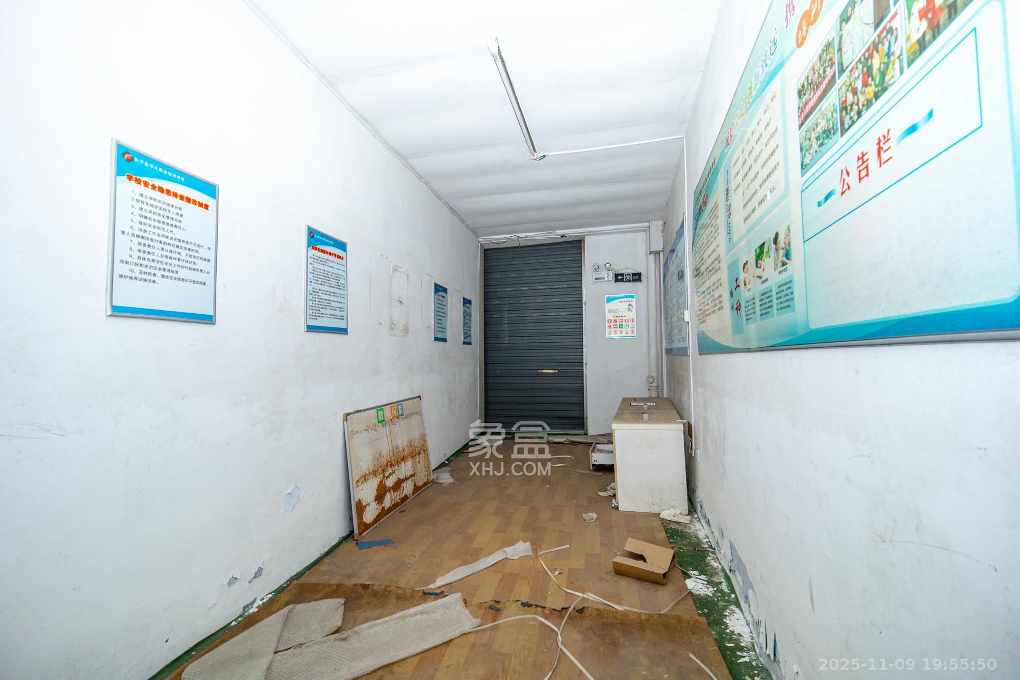 开源鑫阁 4室4厅5卫 47.0万 开源鑫阁 4室4厅5卫 47.0万其他