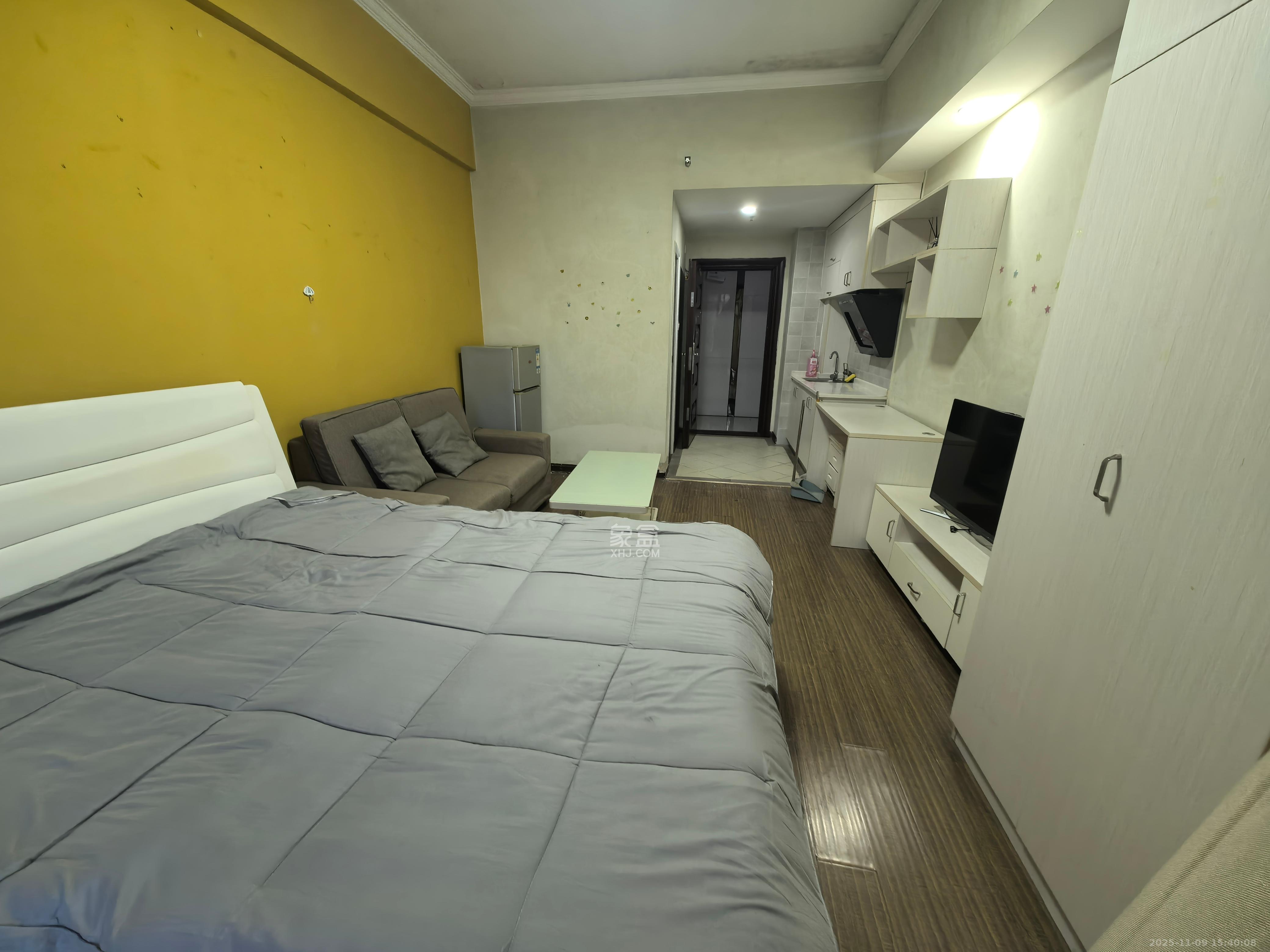 创世纪广场  1室1厅1卫    1200.0元/月