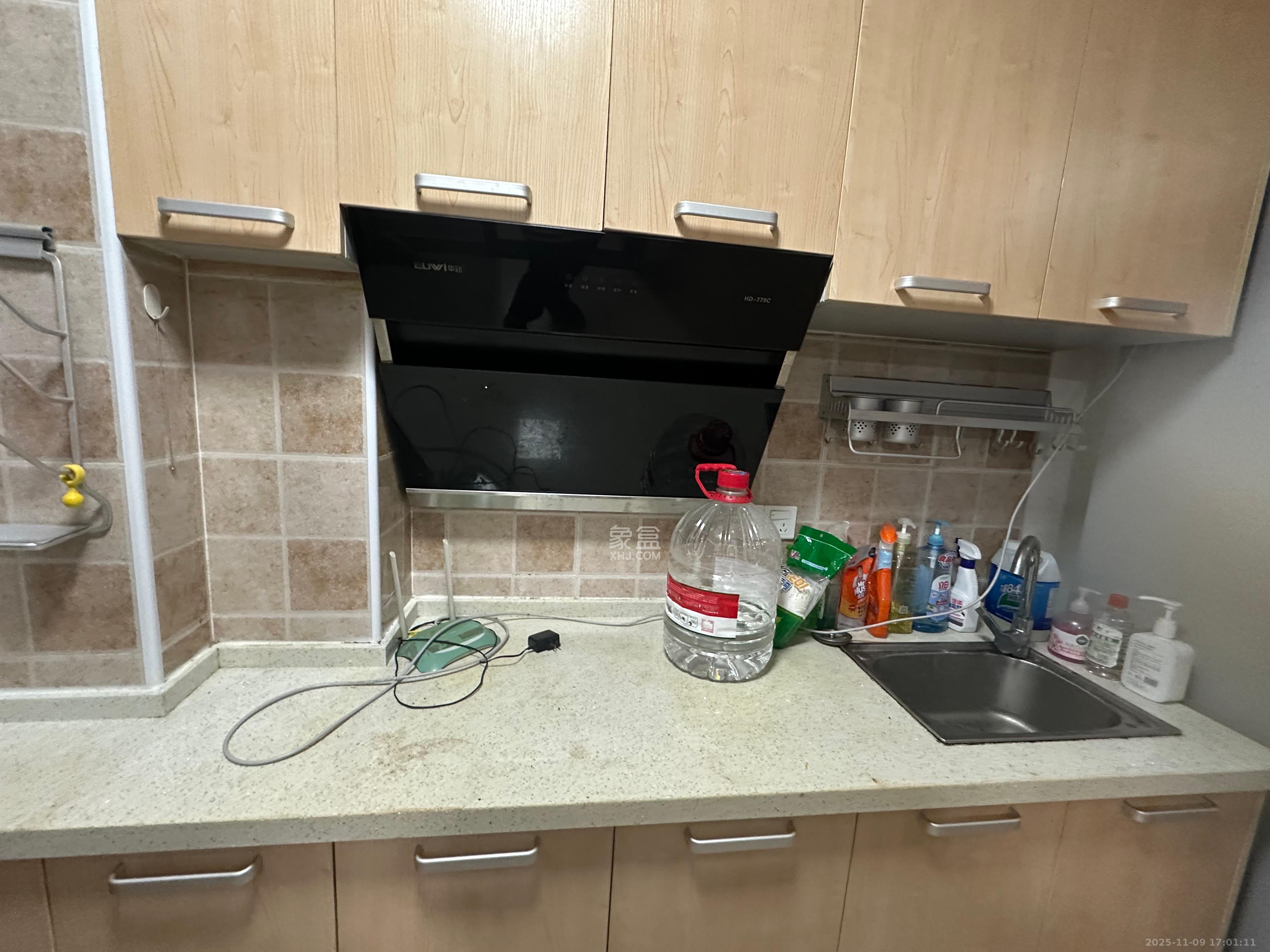 天鸿天府（天鸿中央大院）  1室1厅1卫    1300.0元/月室内图