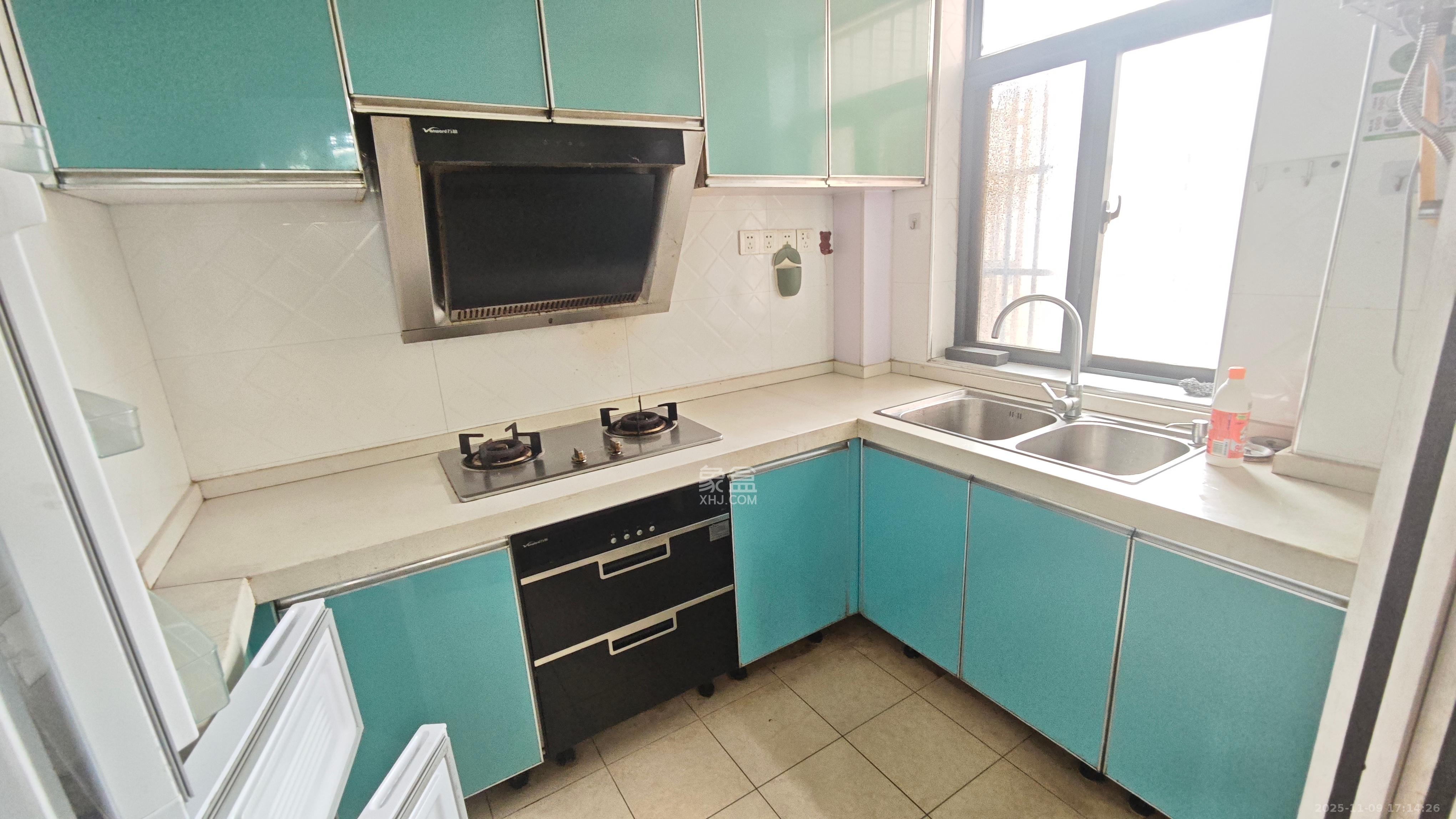 江河双水湾  3室2厅2卫    2500.0元/月室内图