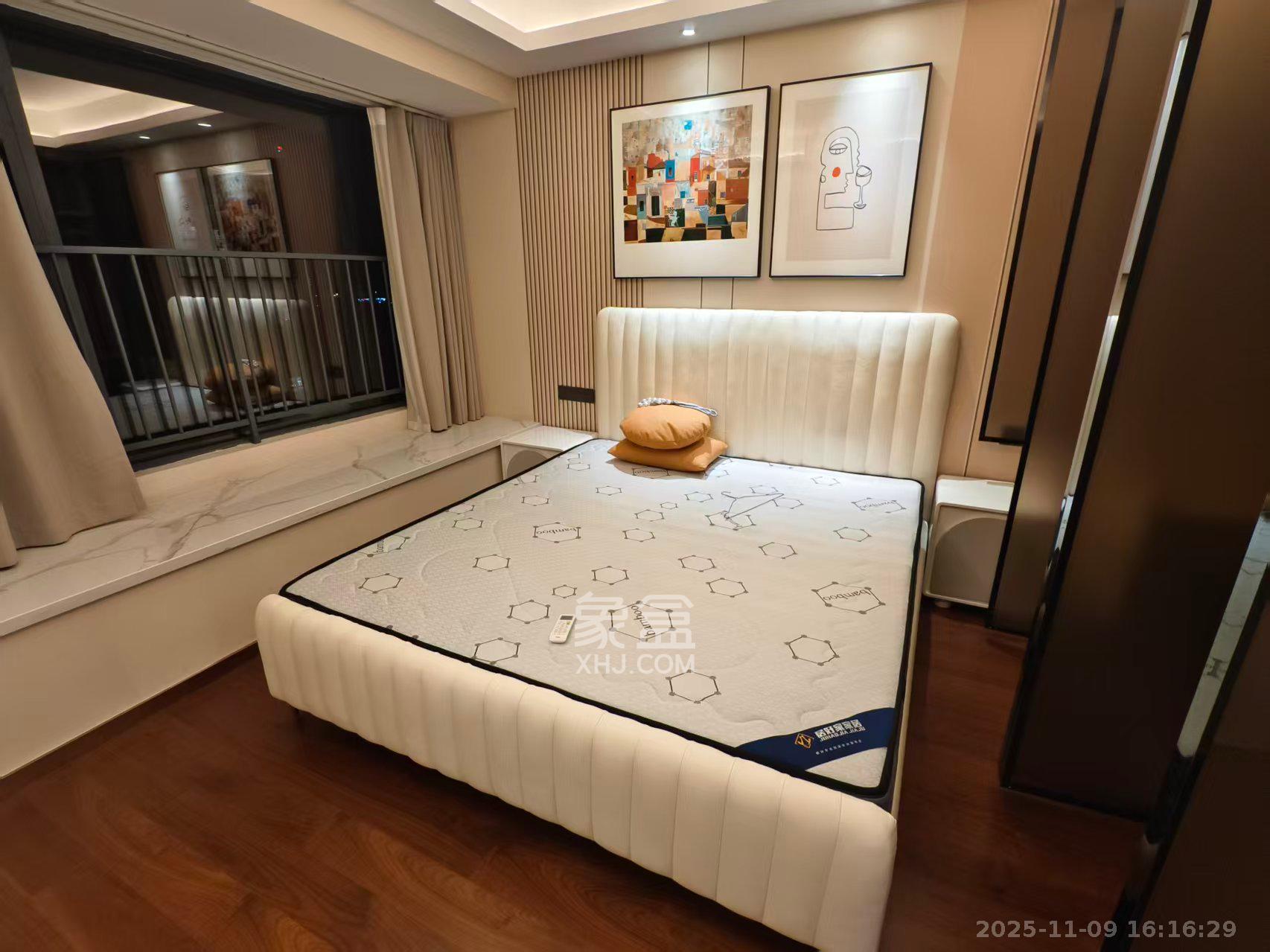 旭辉雨花郡 4室2厅2卫 4400.0元/月 旭辉雨花郡 4室2厅2卫 4400.0元/月室内图