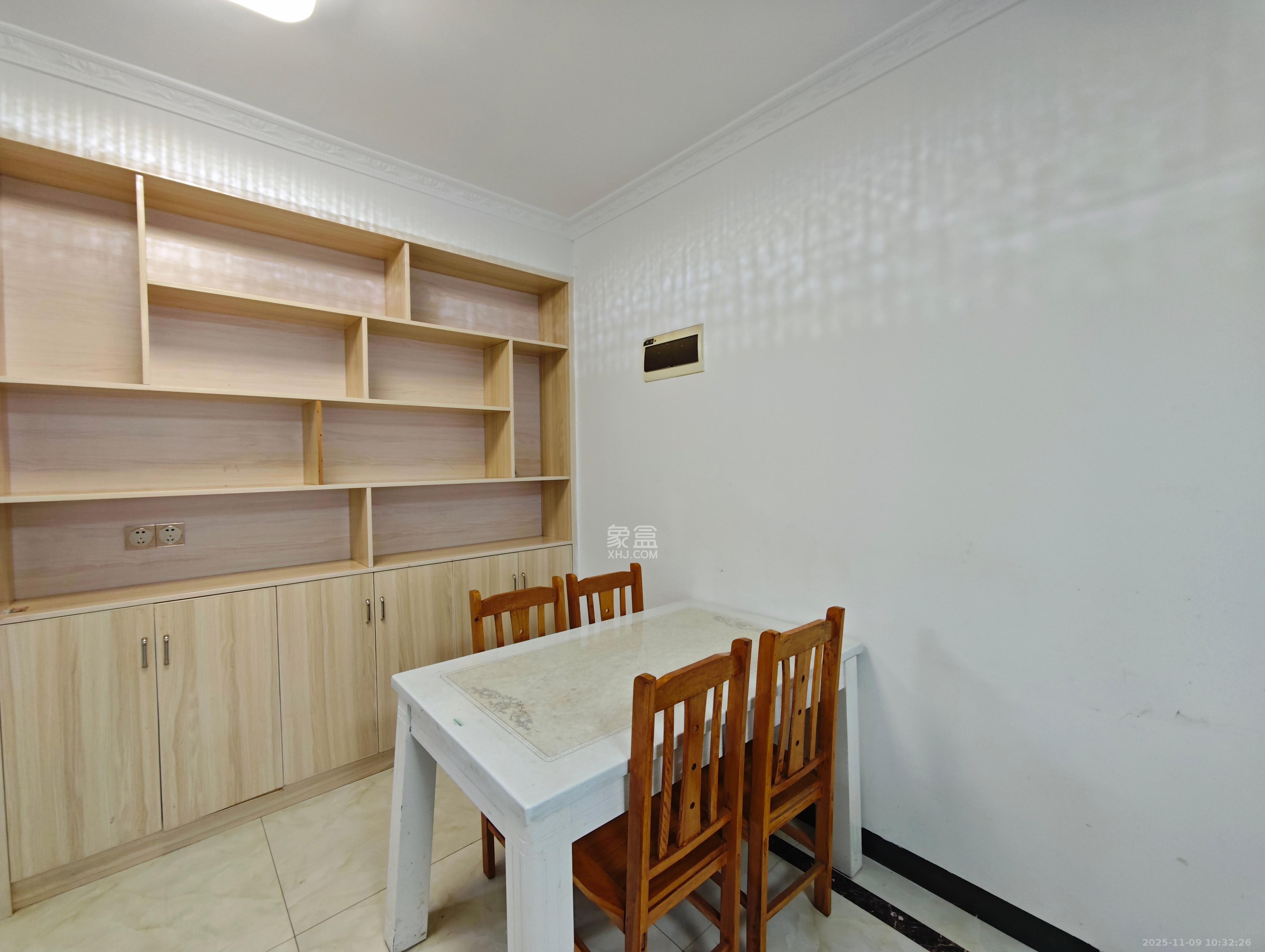 东驿竹园  2室1厅1卫    2000.0元/月室内图