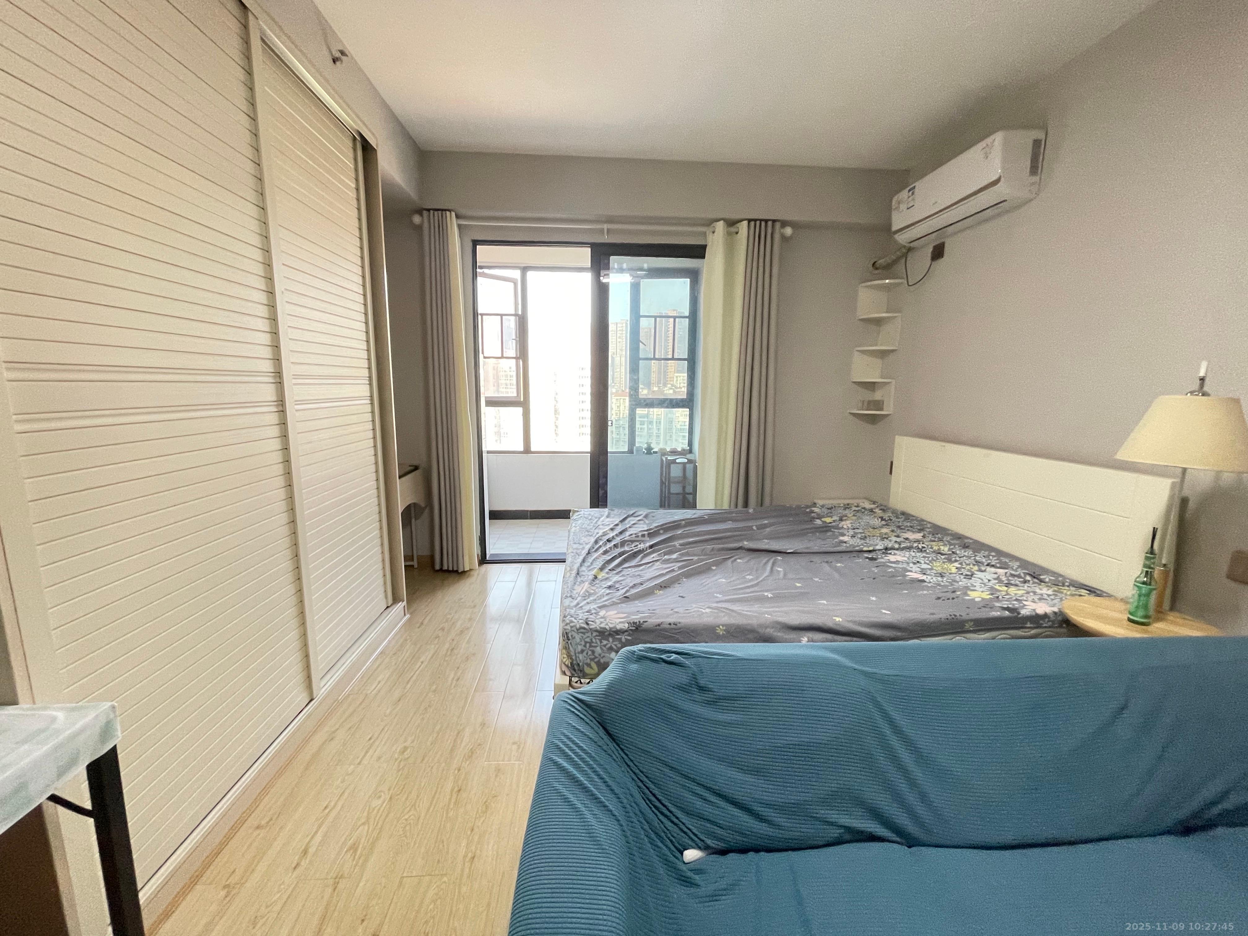 天鸿天府(天鸿中央大院) 1室1厅1卫 1700.0元/月 天鸿天府(天鸿中央大院) 1室1厅1卫 1700.0元/月室内图