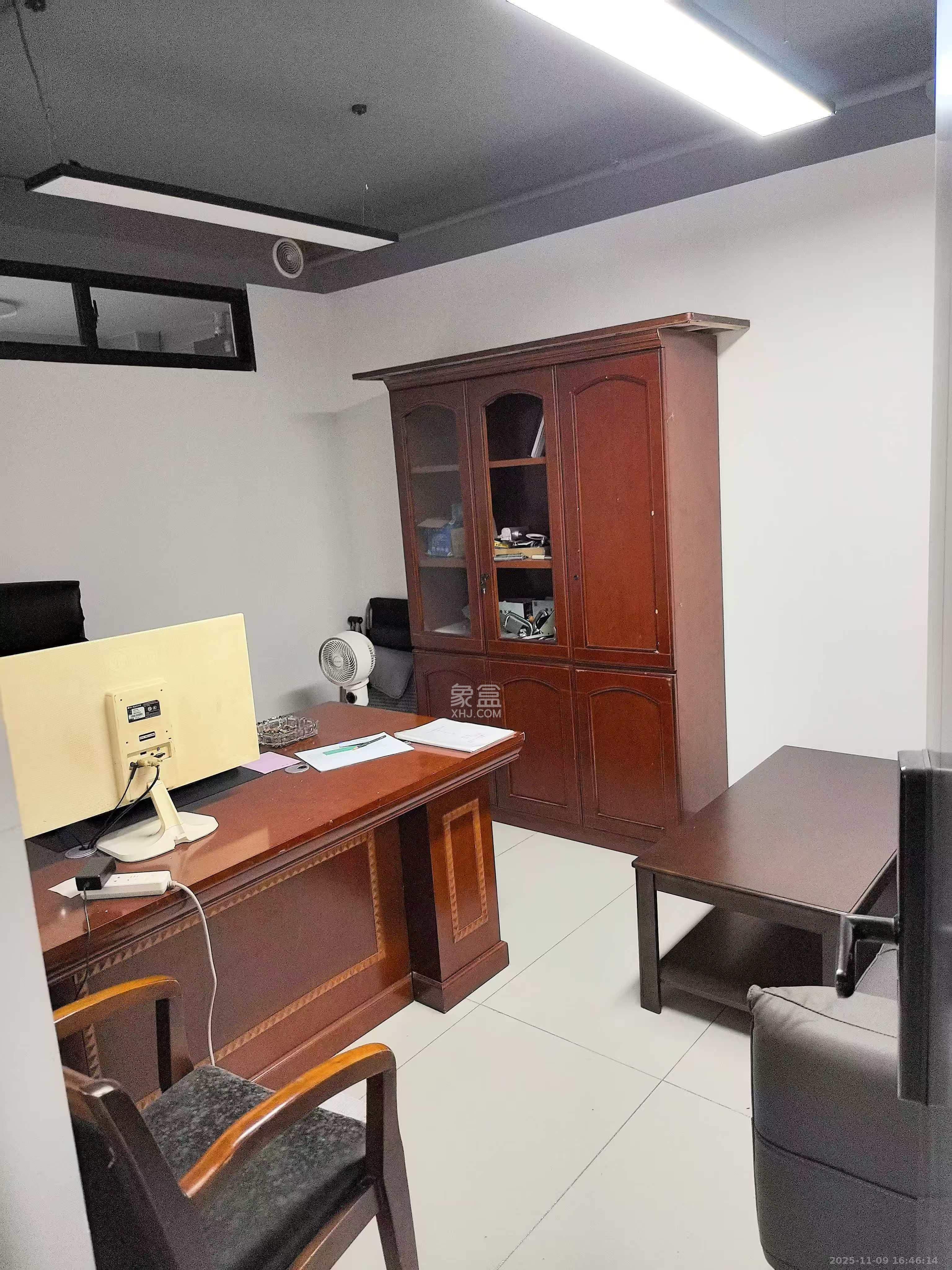 卓越伊景寓  1室0厅1卫    4500.0元/月室内图