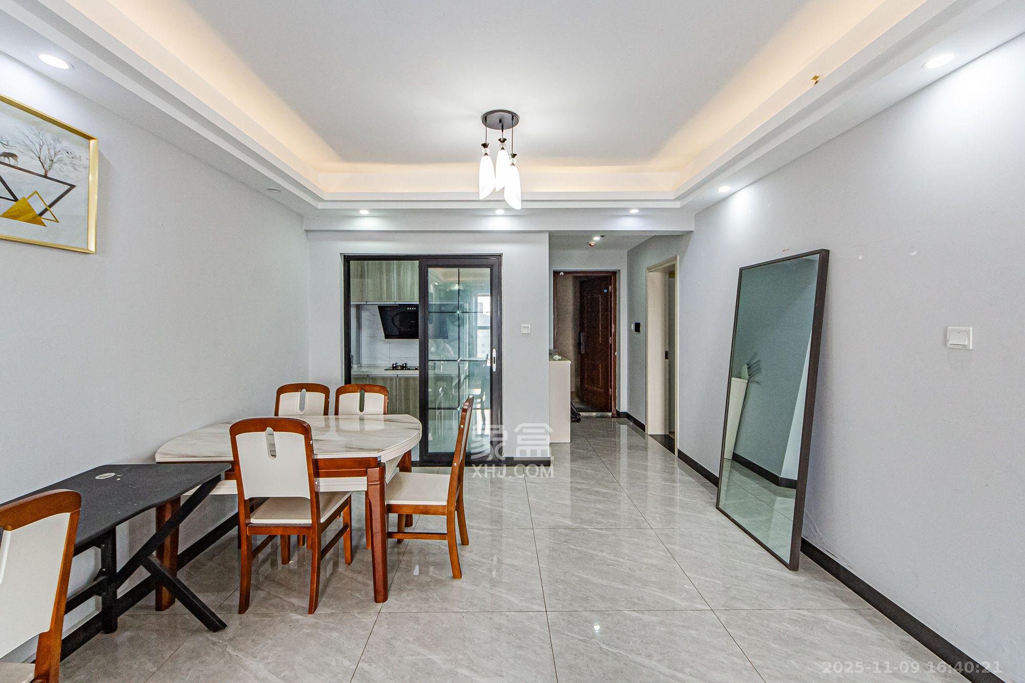 北辰三角洲C3区  3室2厅1卫    3500.0元/月室内图