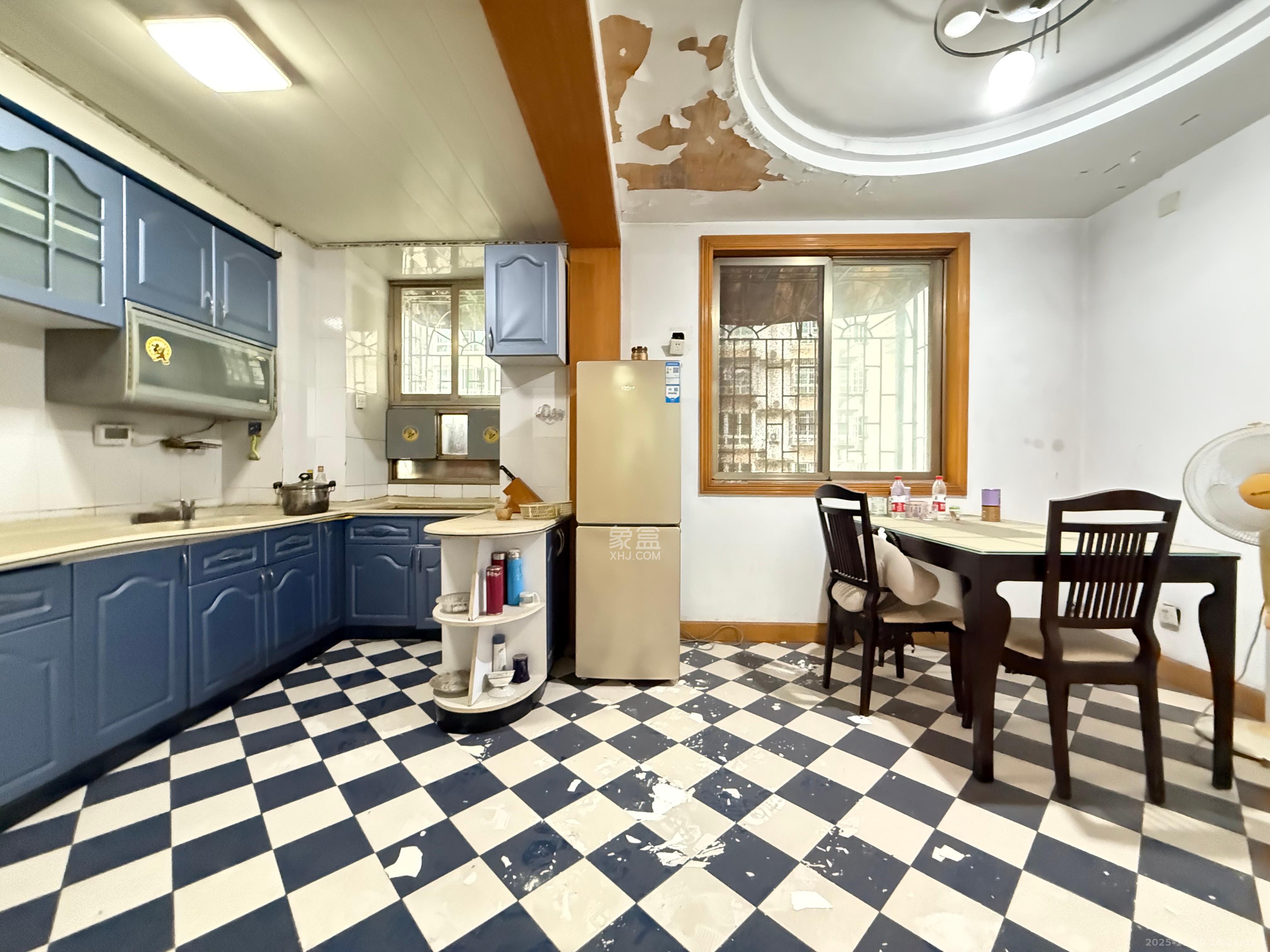 石长铁路宿舍  3室2厅2卫    1500.0元/月室内图