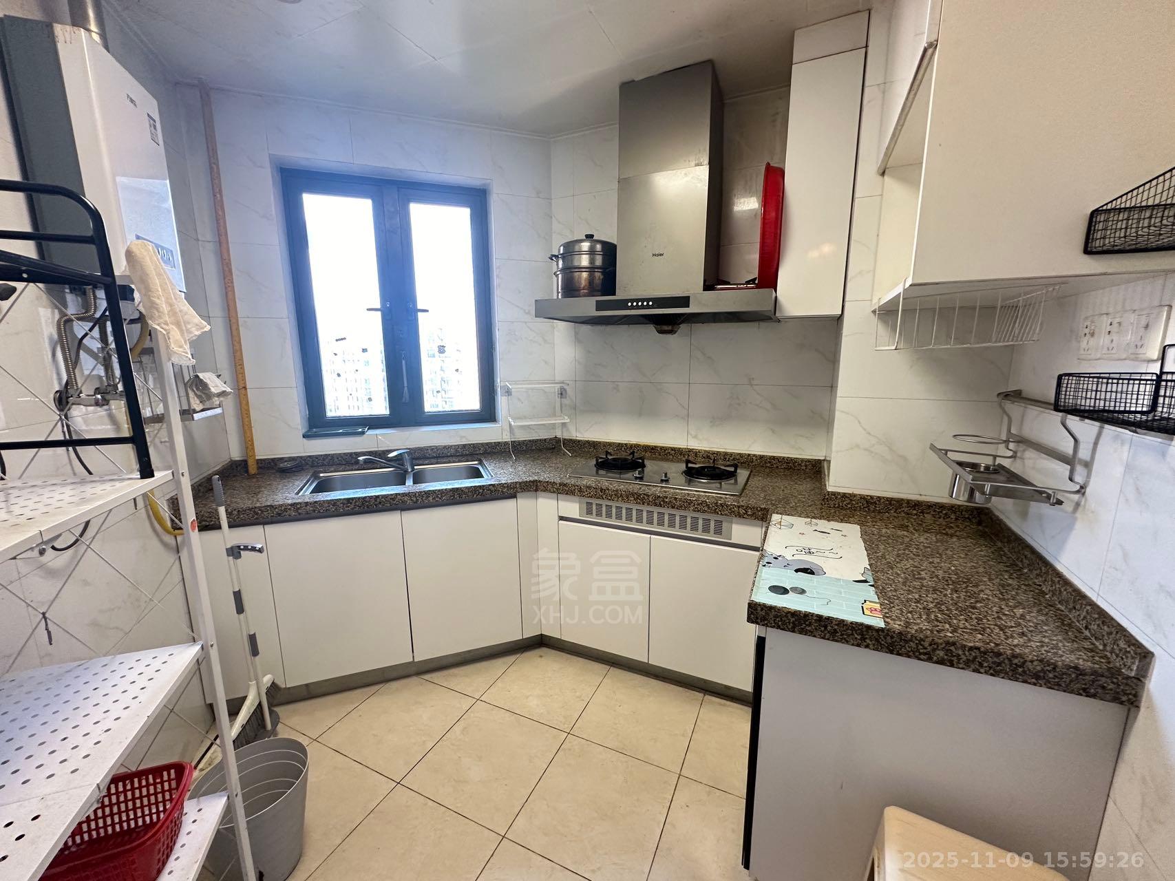 恒大华府  2室2厅1卫    1500.0元/月室内图