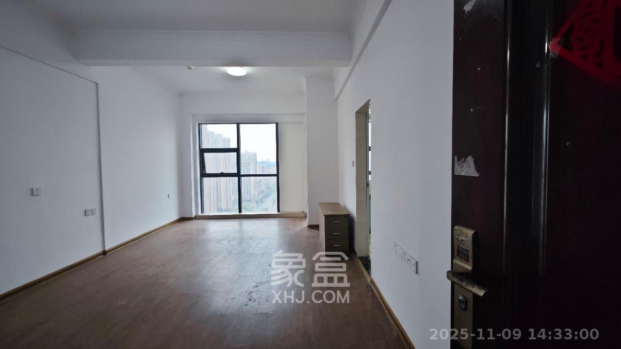 万坤图财富广场  1室1厅1卫    1700.0元/月室内图