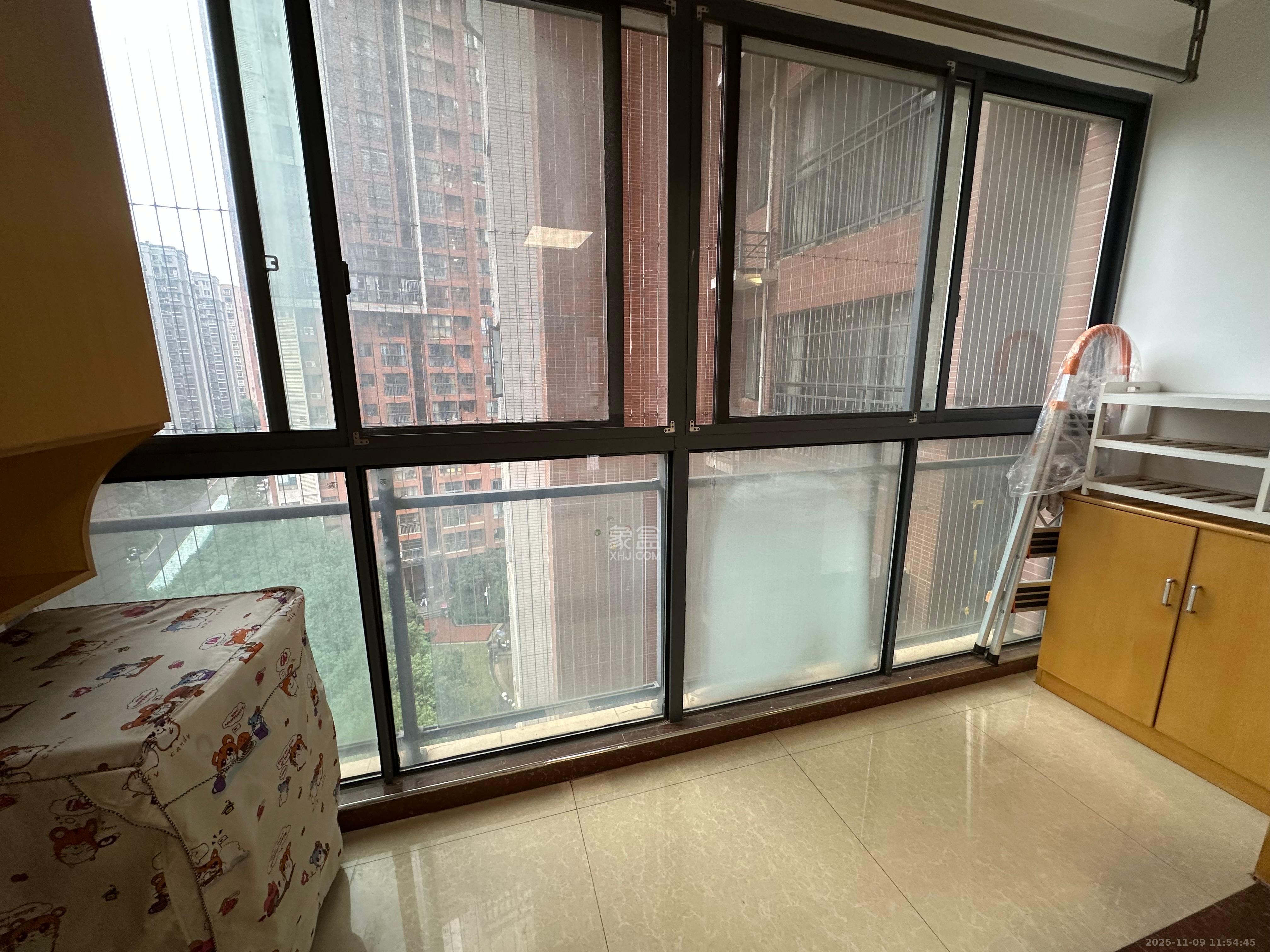 盛地尊域  4室2厅2卫    2100.0元/月室内图