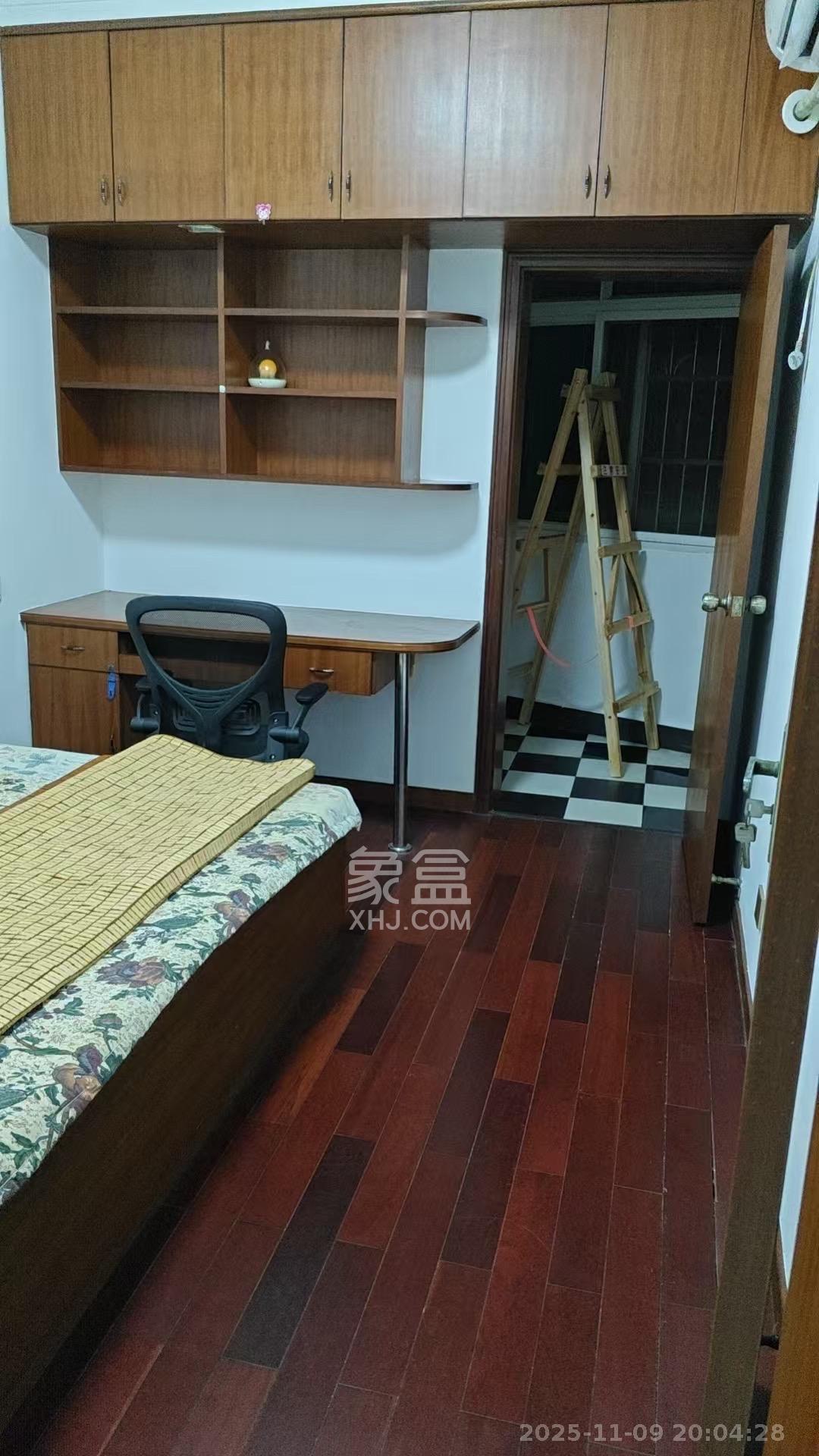 洞井一小区 3室1厅1卫 1600.0元/月 洞井一小区 3室1厅1卫 1600.0元/月室内图