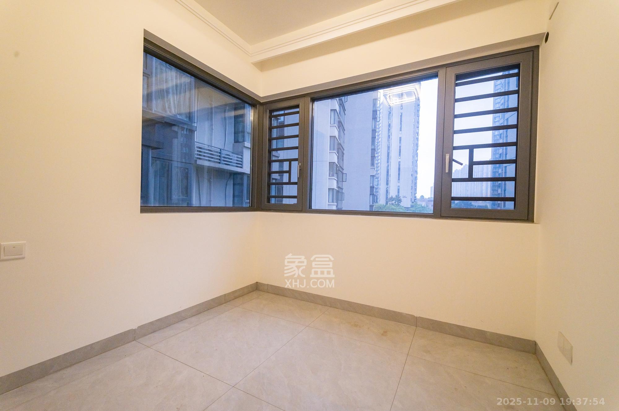 中建悦和城 3室2厅1卫 92.0万 中建悦和城 3室2厅1卫 92.0万卧室