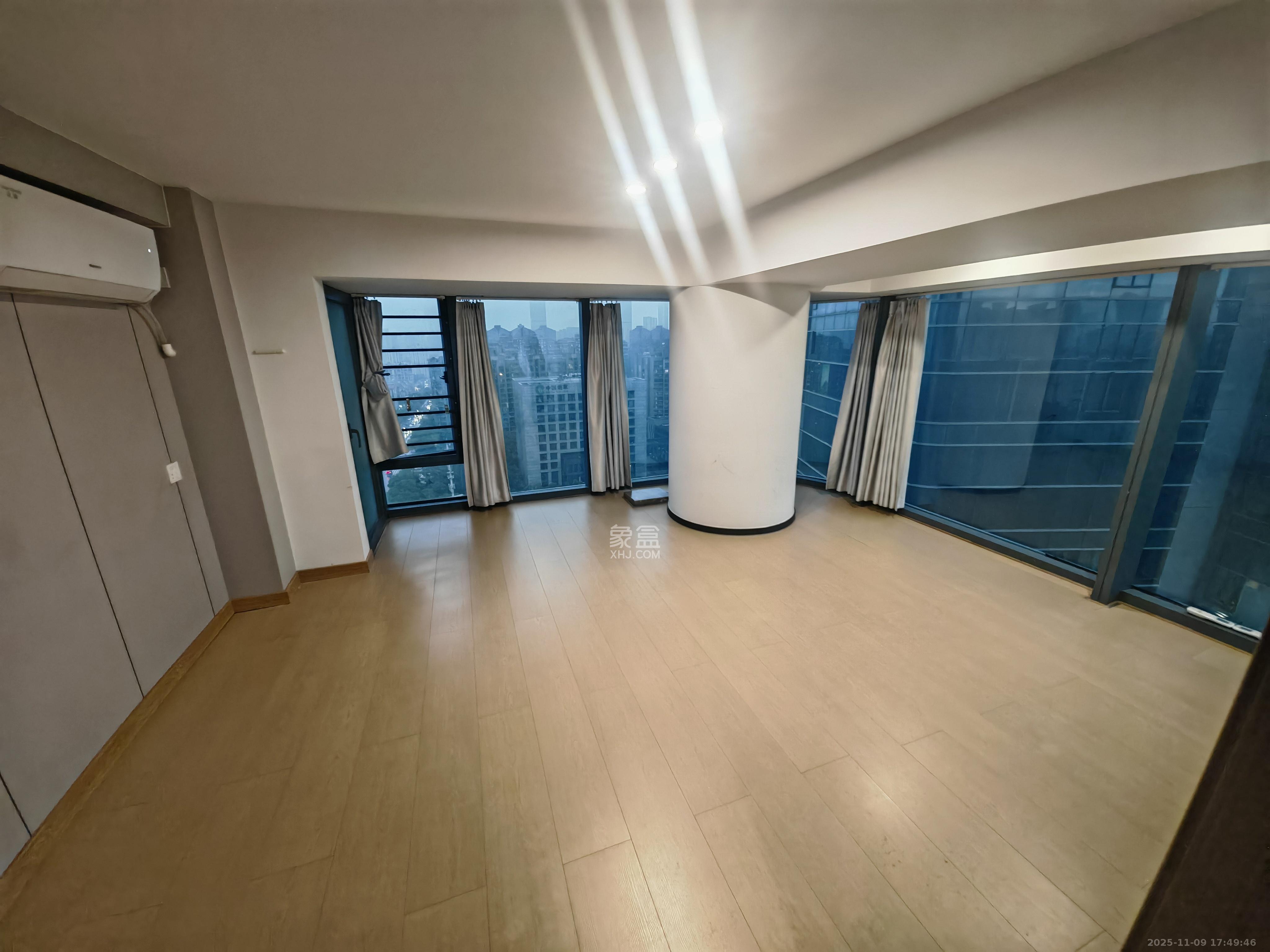 京武浪琴山三期（京武中心）  2室1厅1卫    3800.0元/月室内图