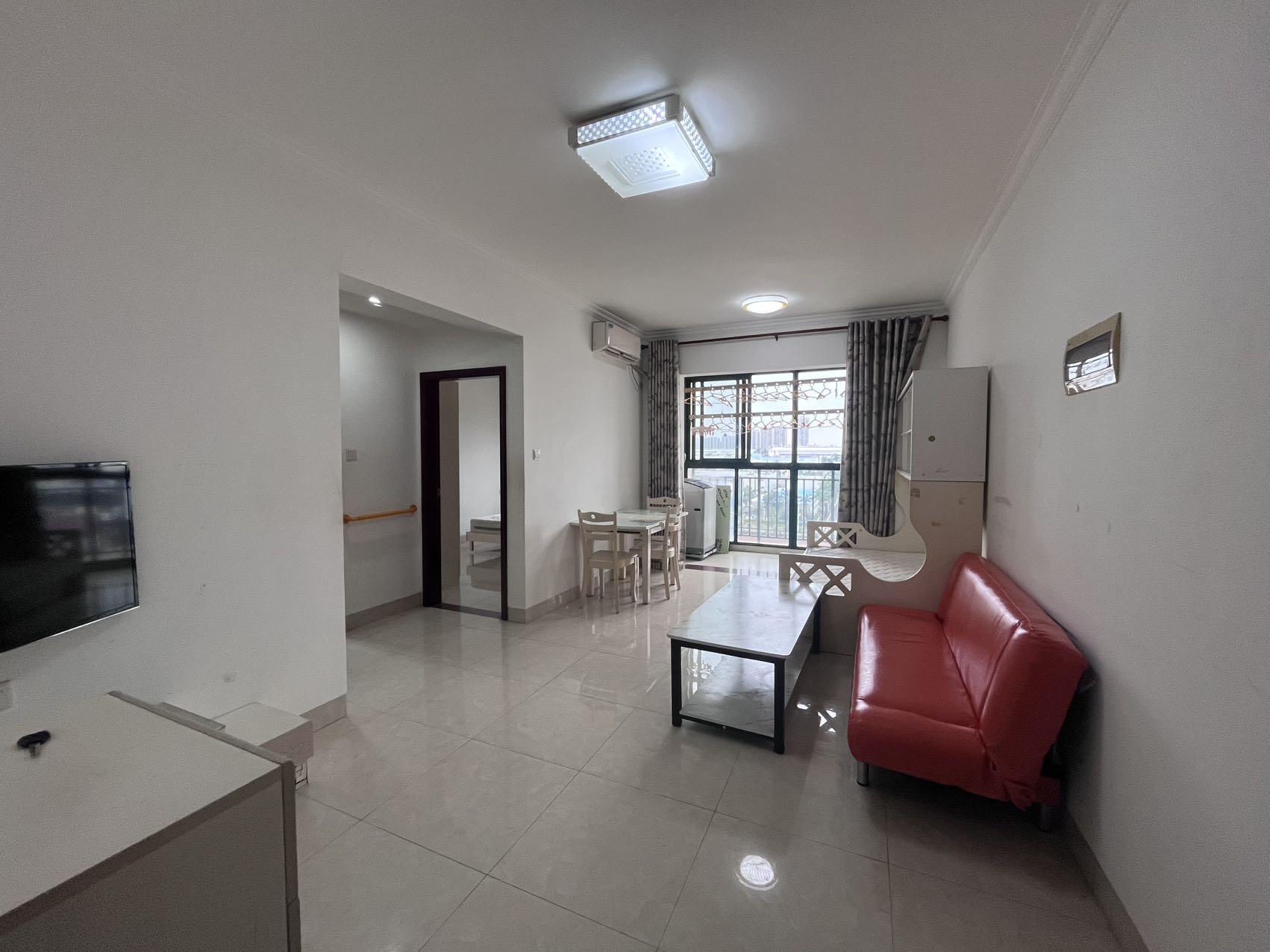 南海幸福城  1室2厅1卫    86.0万