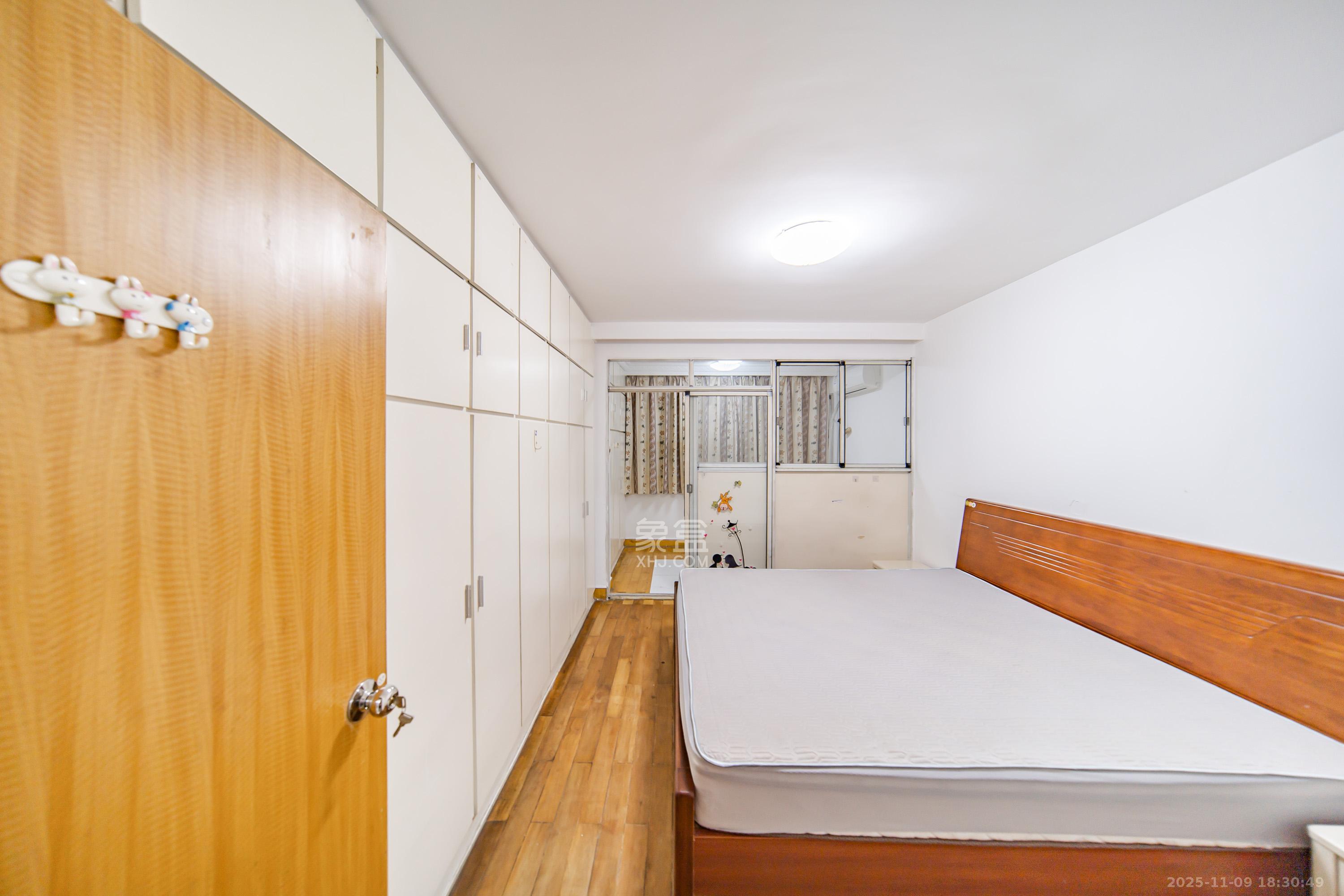 长沙师范教职工宿舍 2室1厅1卫 62.0万 长沙师范教职工宿舍 2室1厅1卫 62.0万卧室