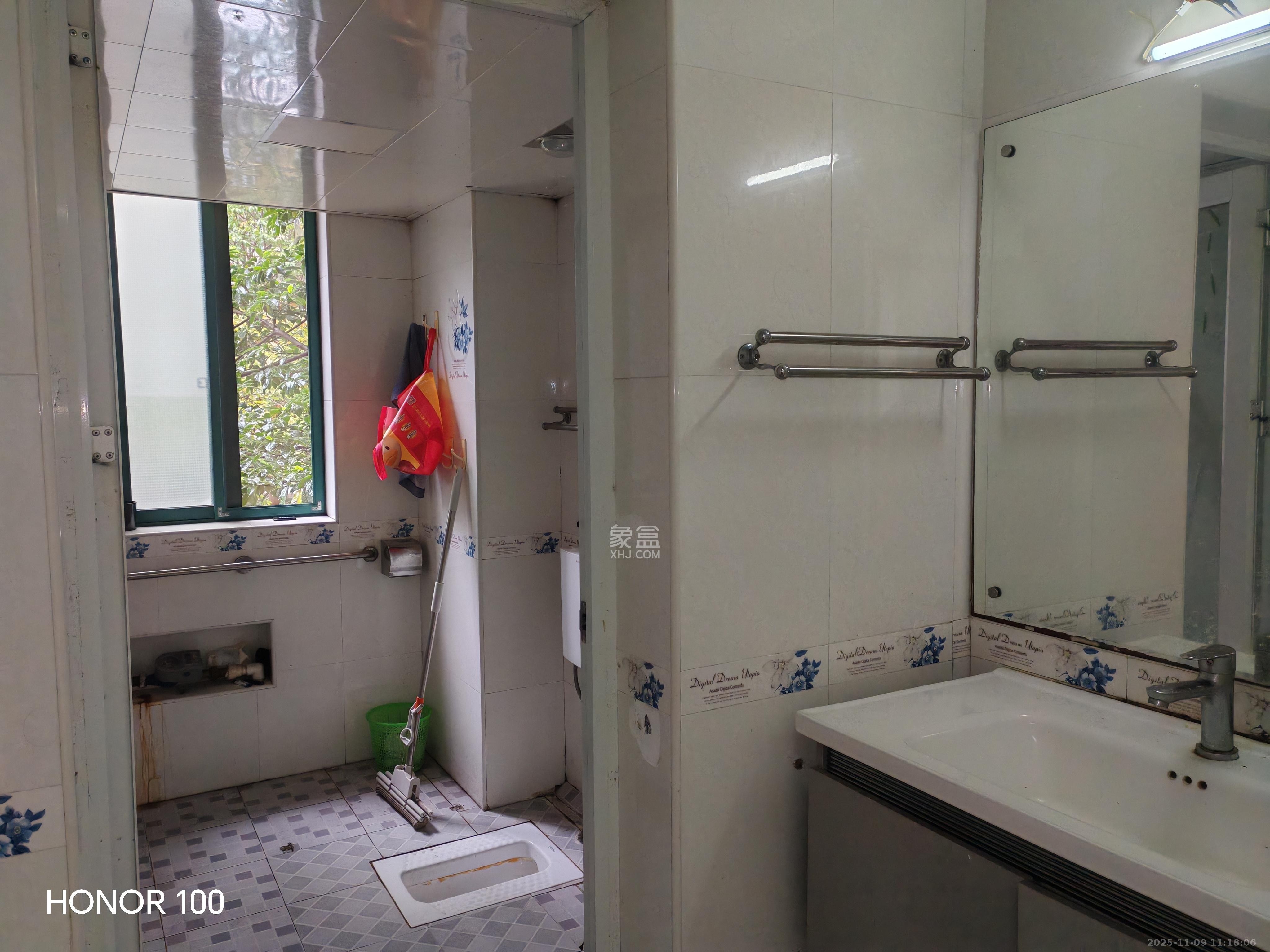 华盛世纪新城  4室1厅1卫    2800.0元/月室内图