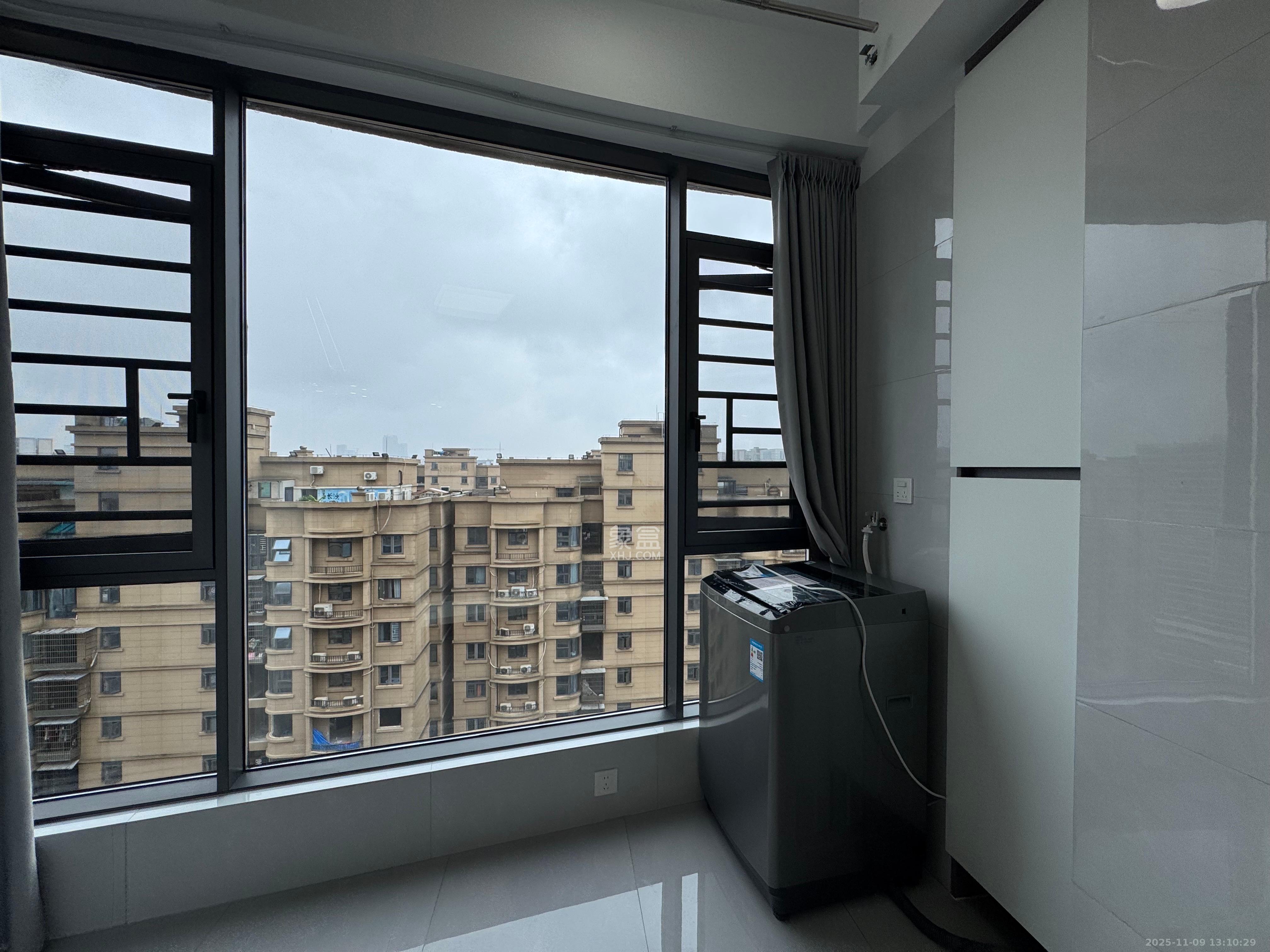 嘉雨兴园  1室1厅1卫    2000.0元/月室内图