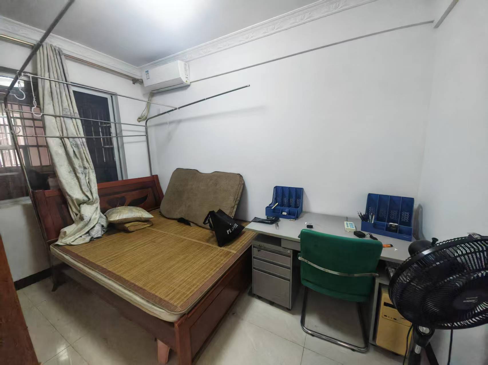 工商学院教工宿舍  1室0厅0卫    2500.0元/月室内图