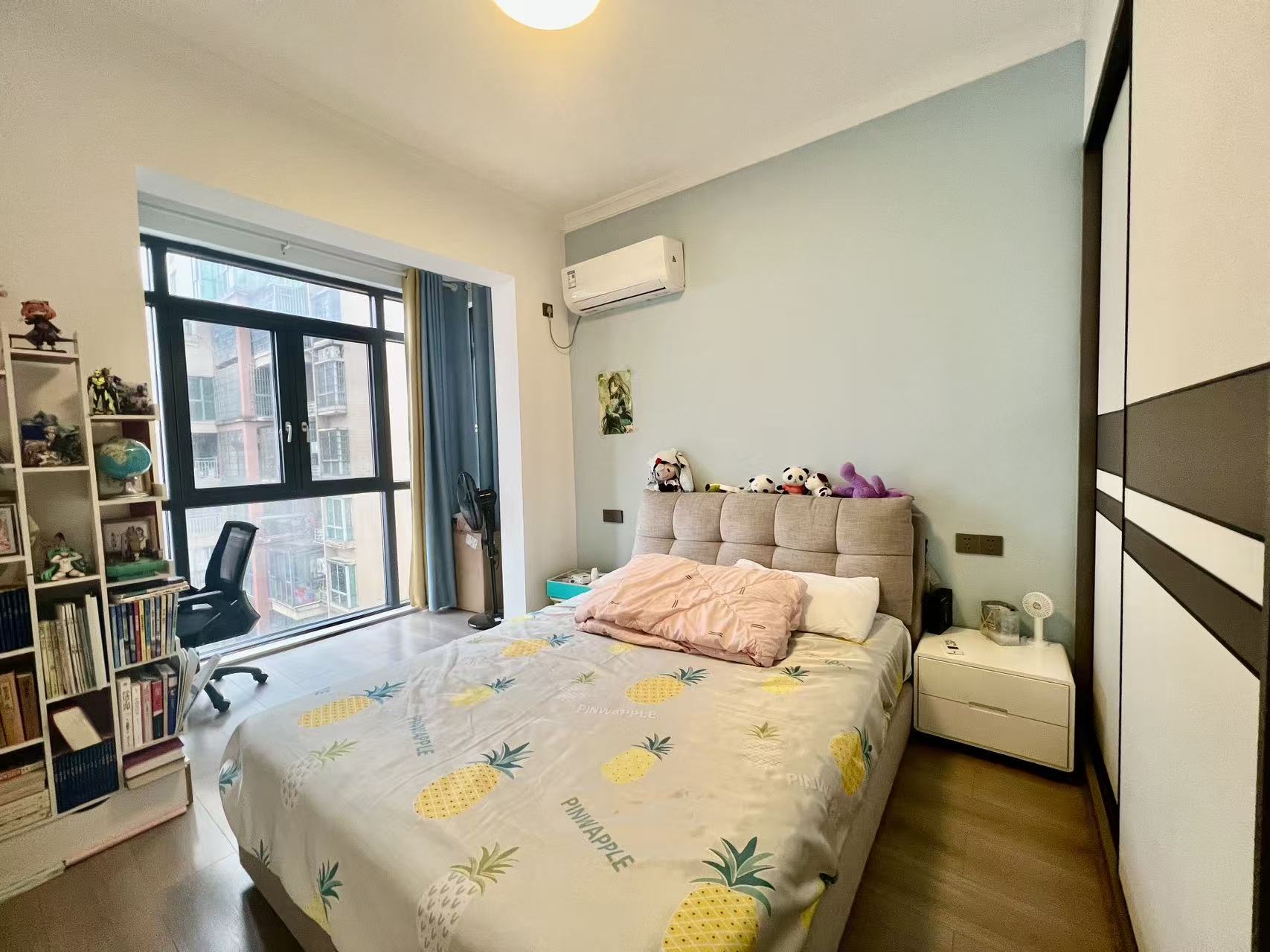 鹏利广场 3室2厅2卫 2400.0元/月 鹏利广场 3室2厅2卫 2400.0元/月室内图