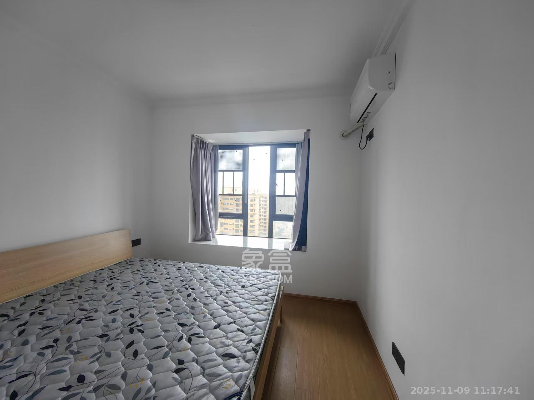 永宏万家里  3室2厅1卫    2000.0元/月室内图