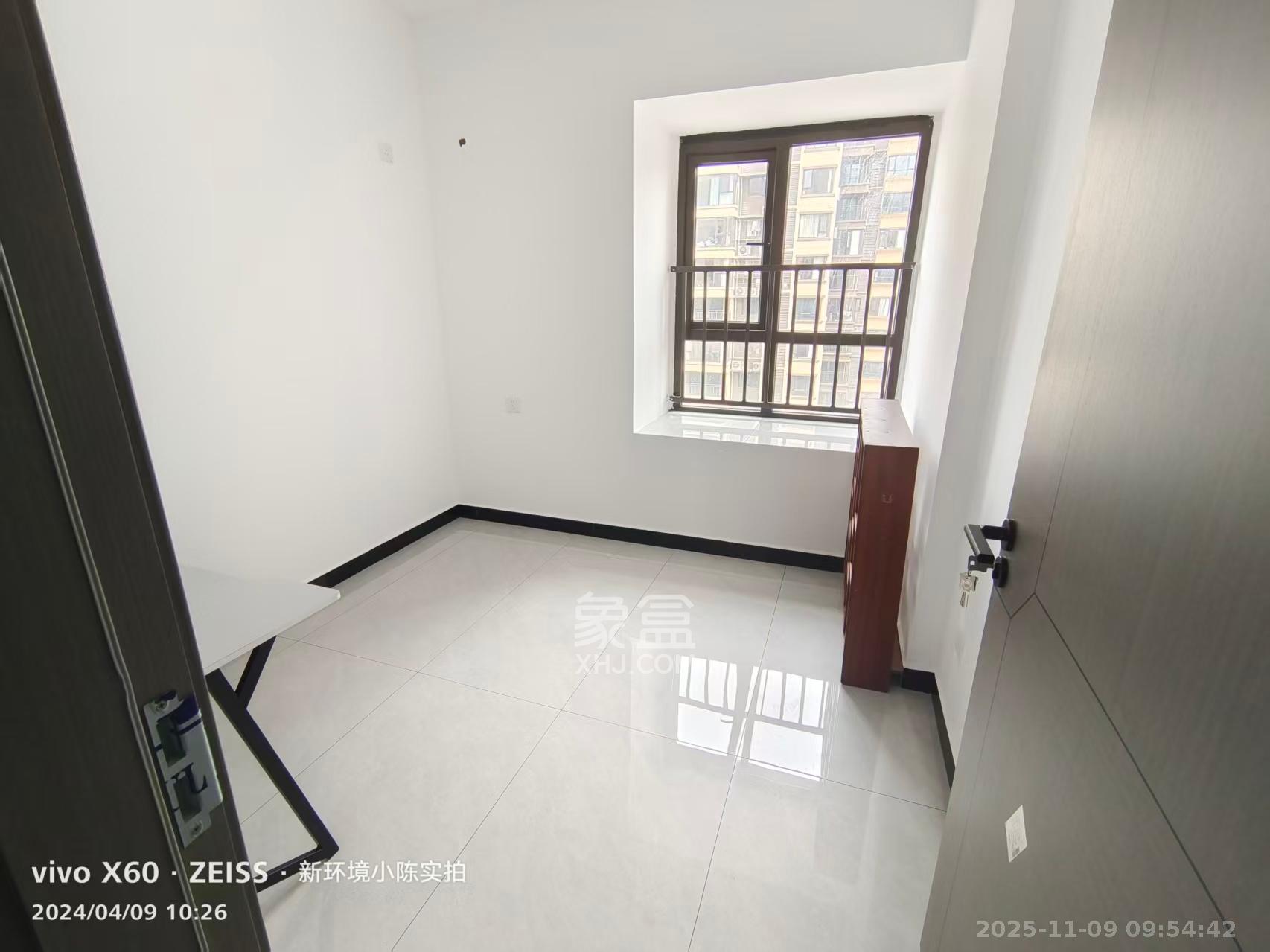 北辰中央公园DF区 3室2厅2卫 2700.0元/月 北辰中央公园DF区 3室2厅2卫 2700.0元/月室内图