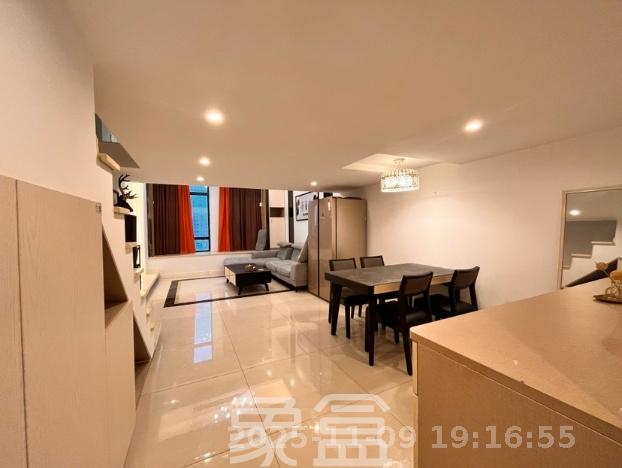 荣悦台 1室1厅1卫 2800.0元/月 荣悦台 1室1厅1卫 2800.0元/月室内图