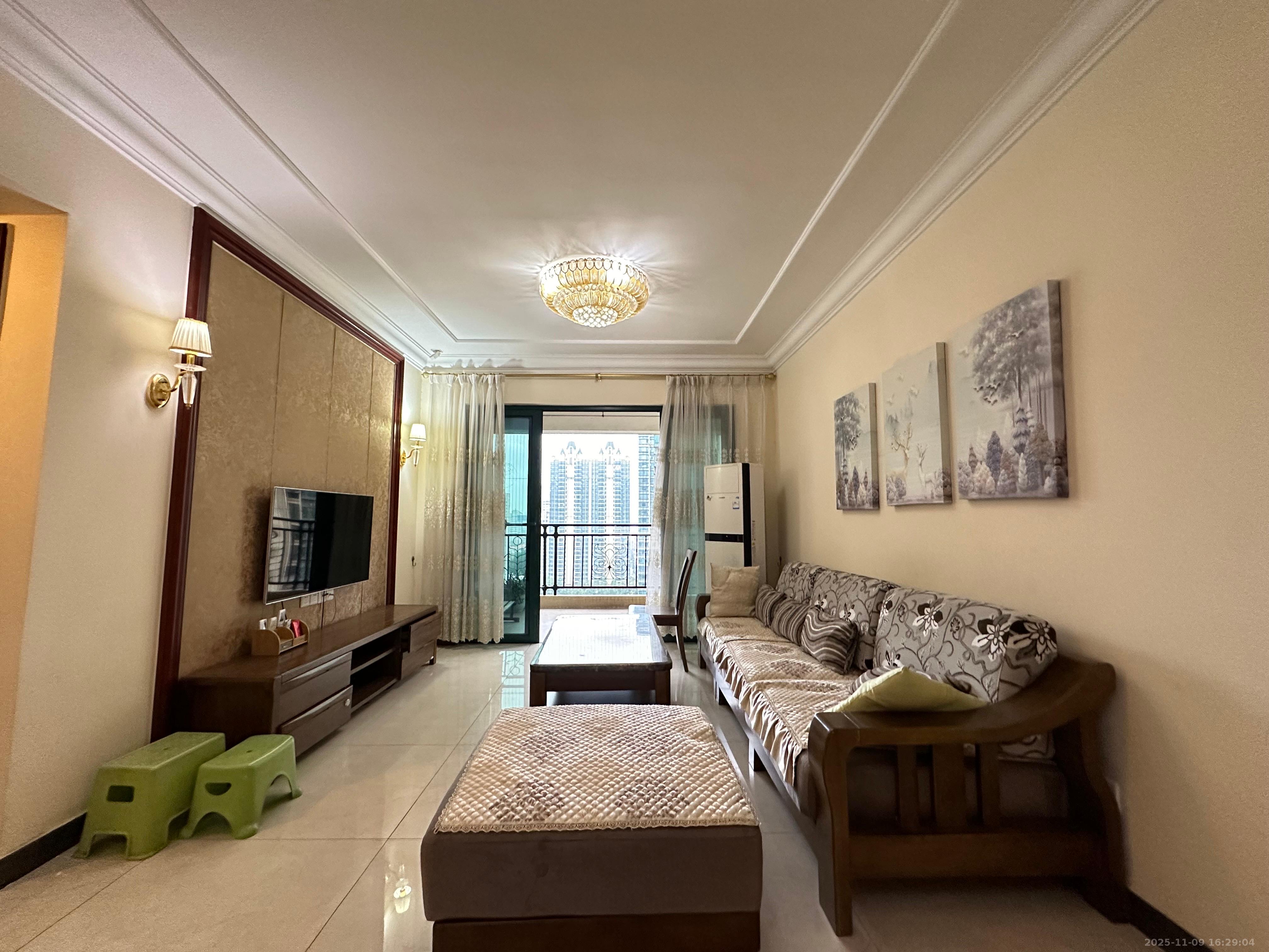 恒大雅苑 3室2厅2卫 2800.0元/月 恒大雅苑 3室2厅2卫 2800.0元/月室内图