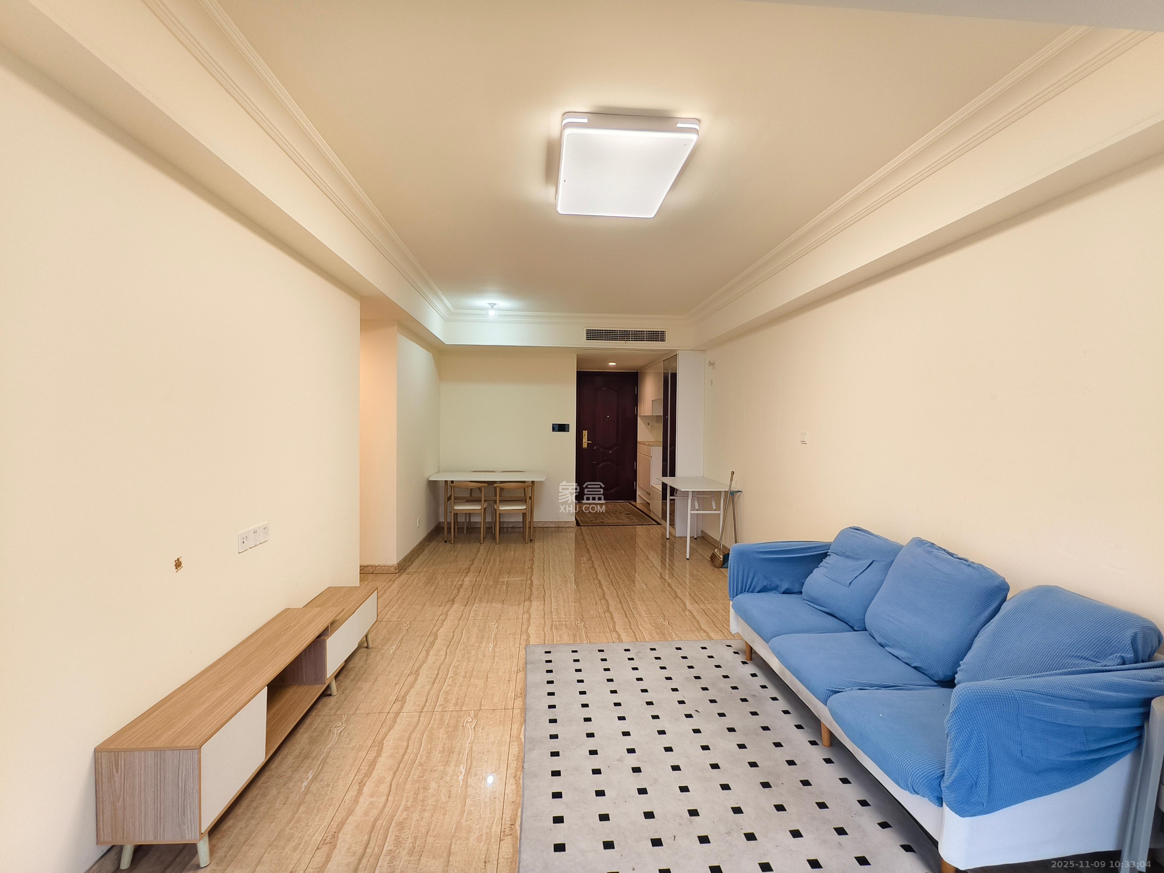 碧桂园翘楚棠  3室2厅2卫    2100.0元/月室内图