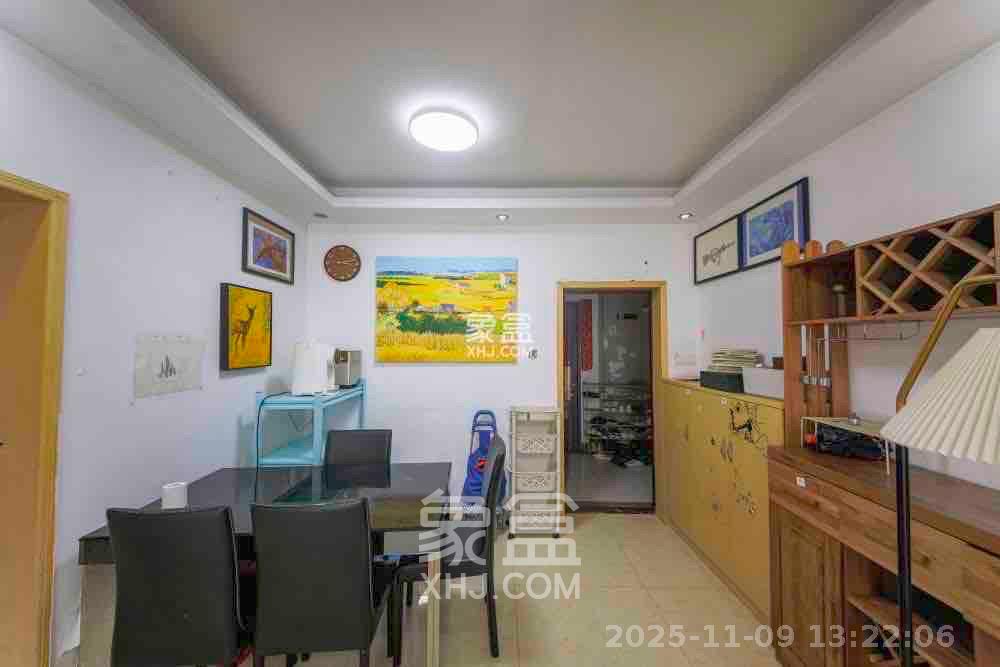 鑫远湘府华城 2室2厅2卫 2500.0元/月 鑫远湘府华城 2室2厅2卫 2500.0元/月室内图