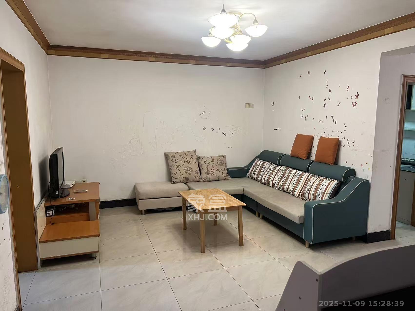 三湘小区  2室2厅1卫    1200.0元/月