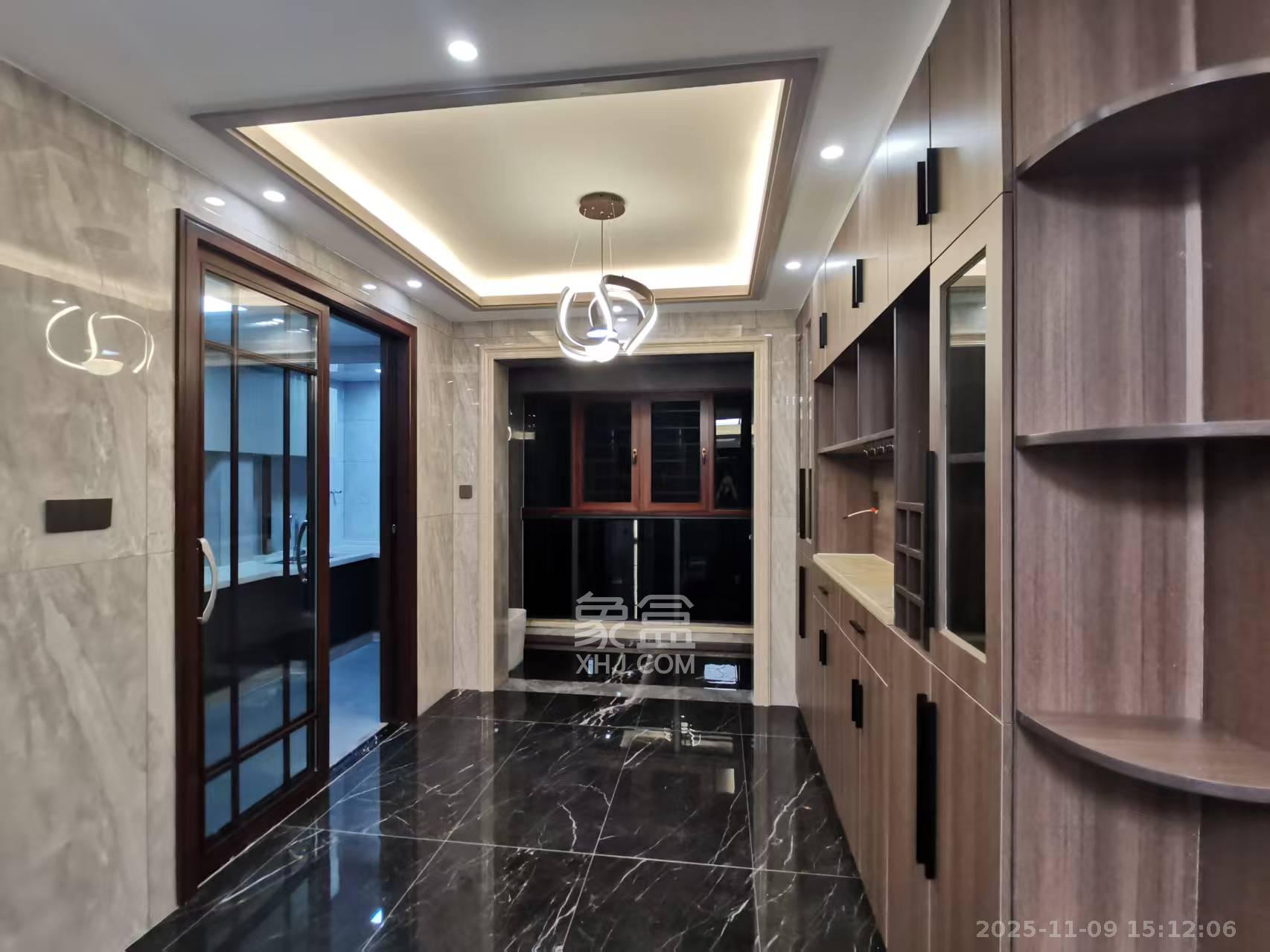 明昇壹城（明昇时代广场）一期  1室2厅2卫    8000.0元/月室内图