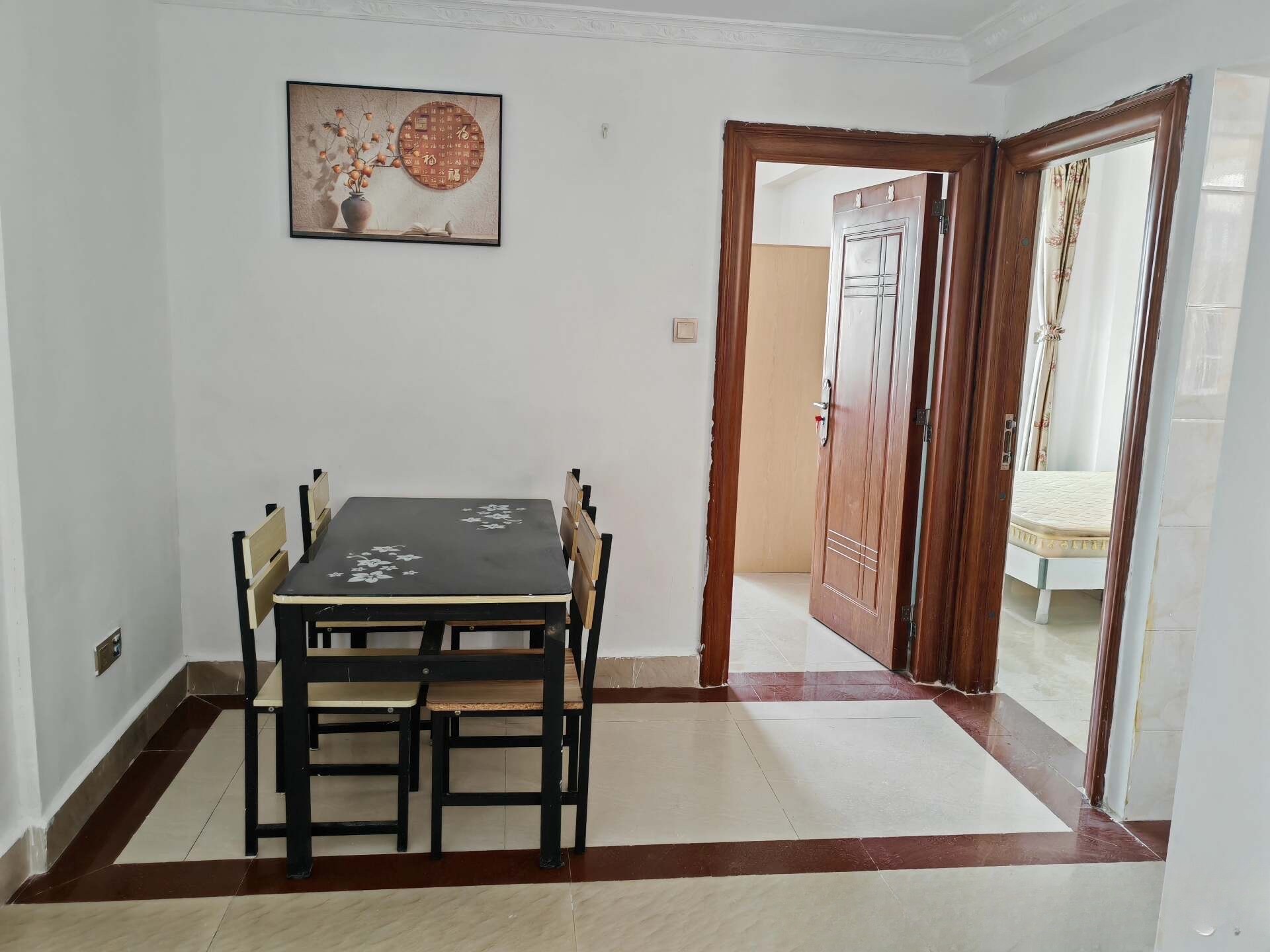 凤翔大厦  2室1厅1卫    1700.0元/月室内图