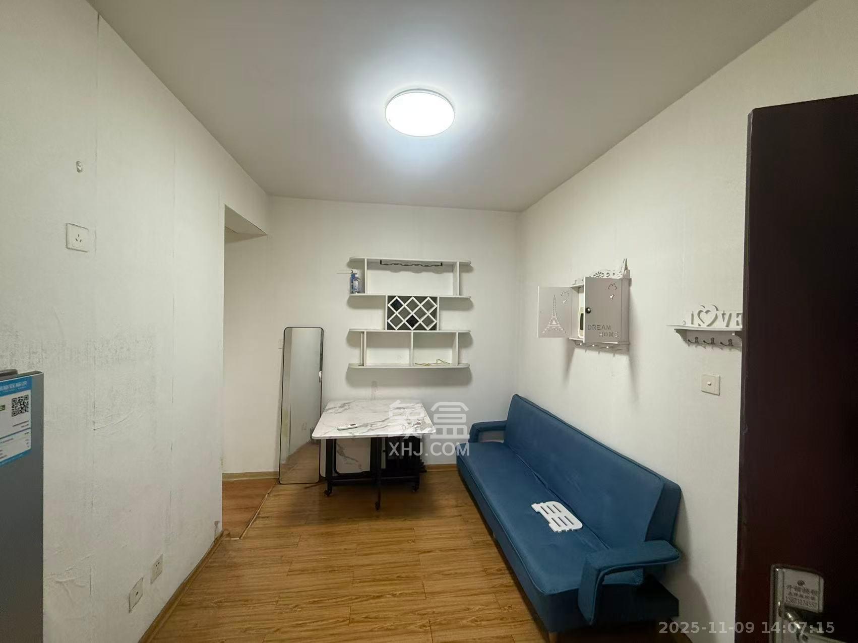 锦湘国际星城三期（锦绣苑）  1室1厅1卫    1600.0元/月