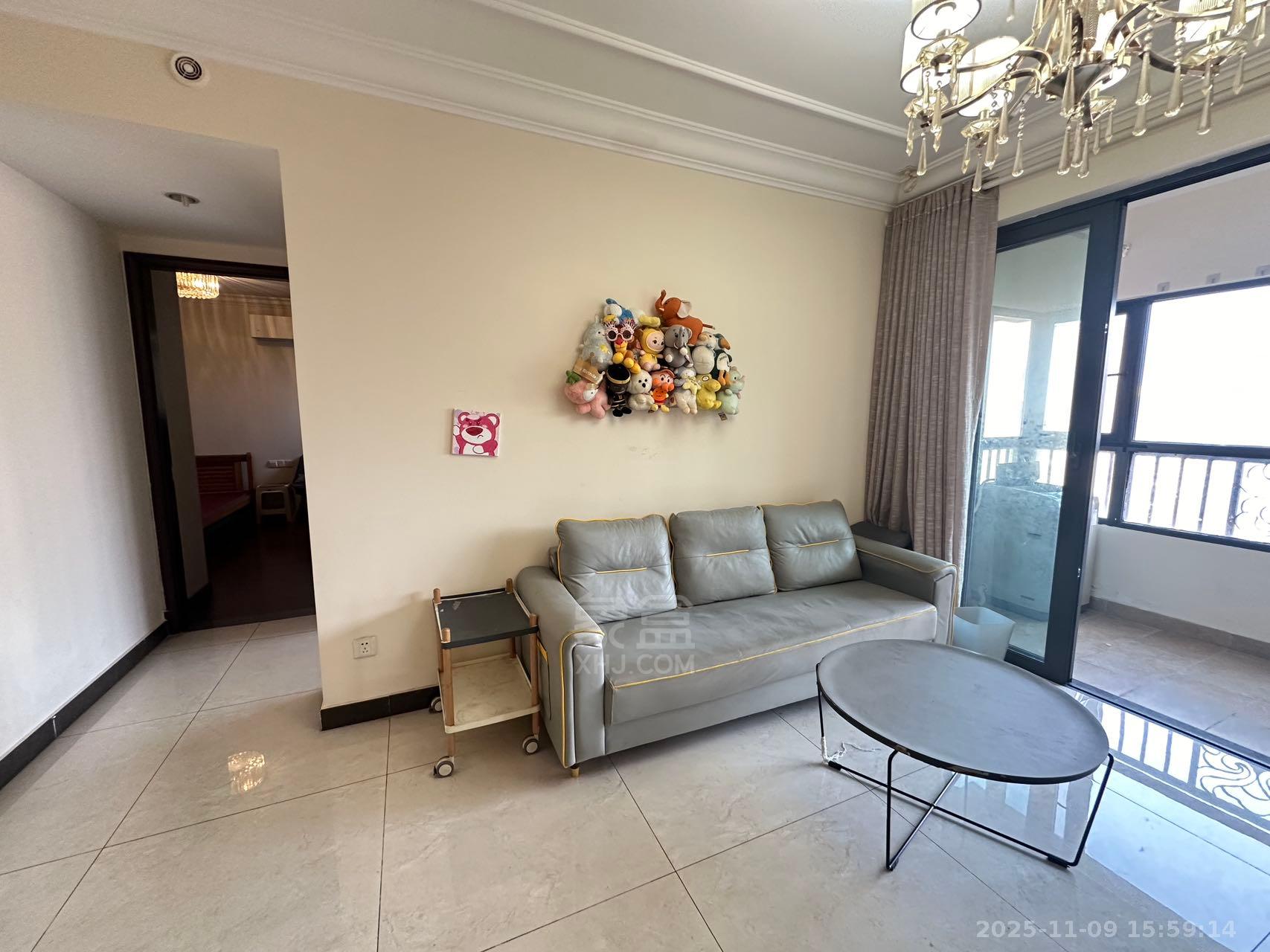 恒大华府  2室2厅1卫    1500.0元/月室内图