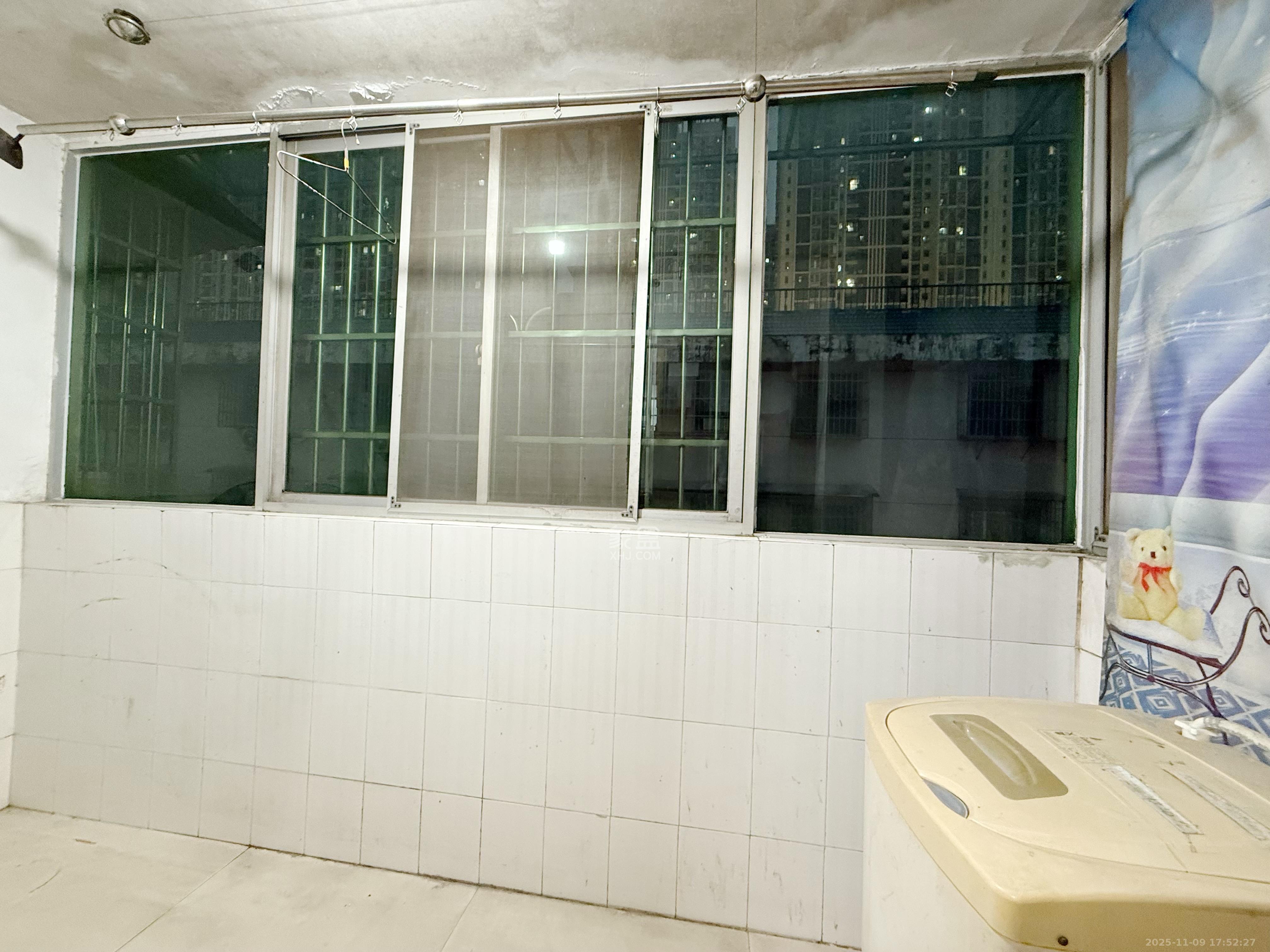 茶叶大市场“山水茗园” 3室2厅1卫 1000.0元/月 茶叶大市场“山水茗园” 3室2厅1卫 1000.0元/月室内图