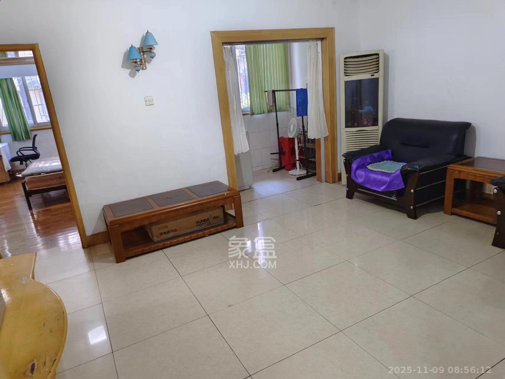 德政园  2室1厅1卫    1500.0元/月