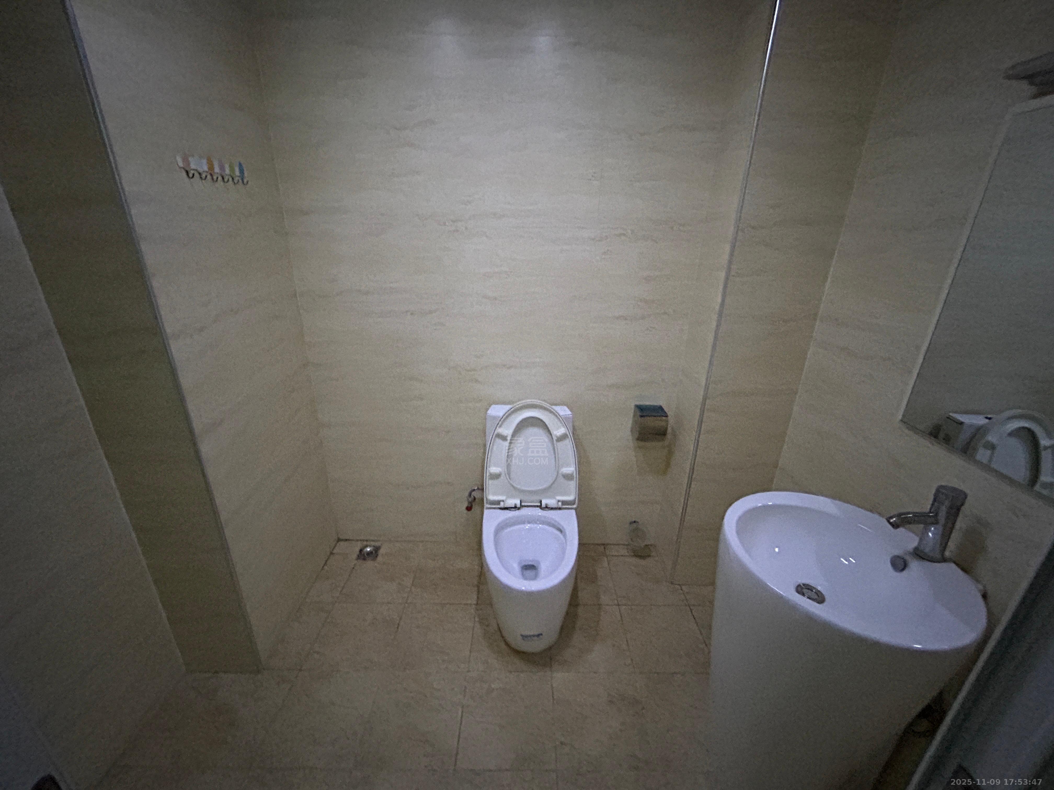 尚格名城花好悦园4期  3室2厅1卫    1600.0元/月室内图