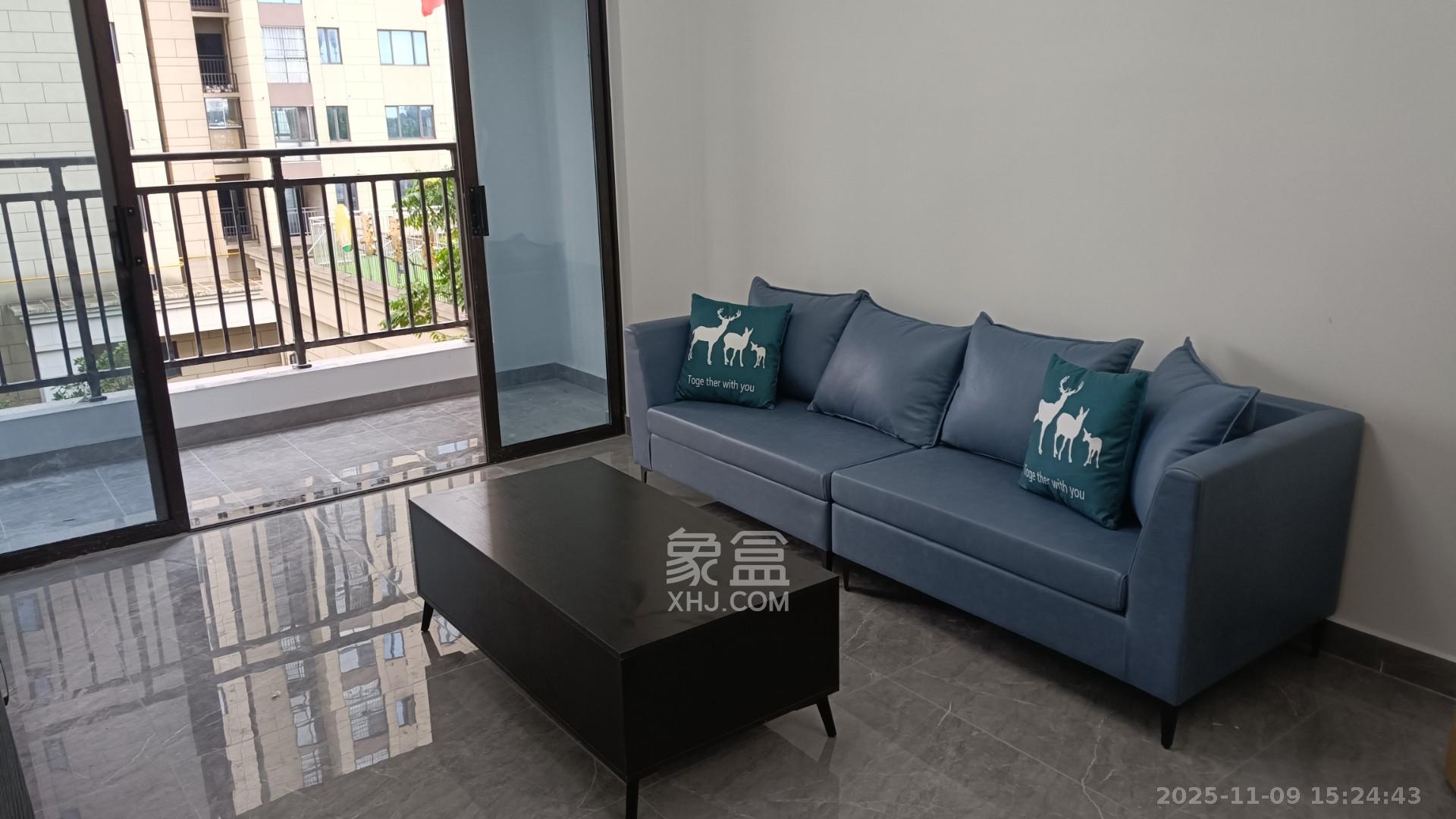 星湖湾二期高层  3室2厅1卫    1950.0元/月室内图