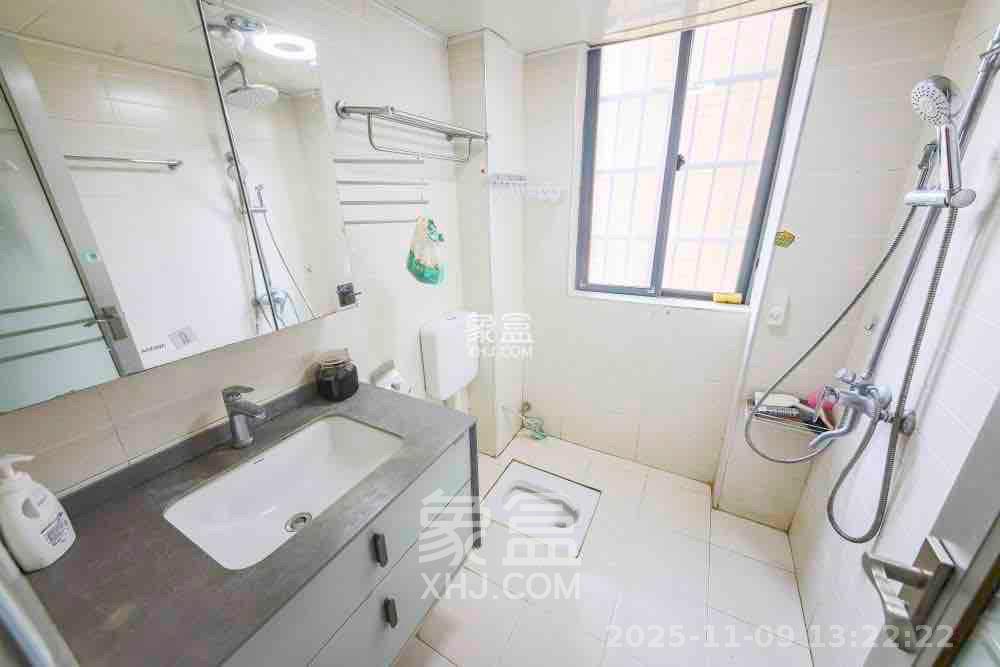 鑫远湘府华城 2室2厅2卫 2500.0元/月 鑫远湘府华城 2室2厅2卫 2500.0元/月室内图