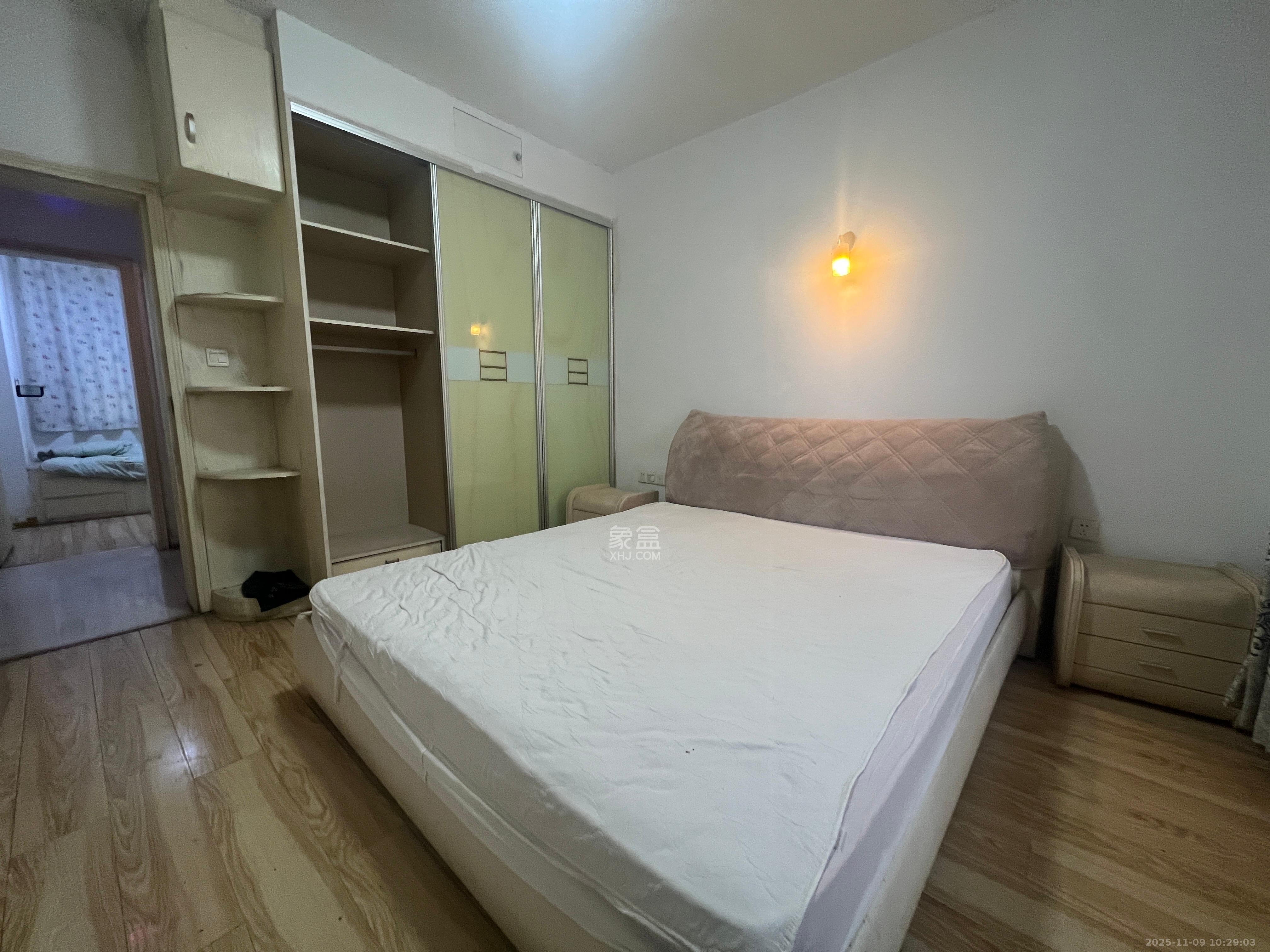 保利麓谷林语E区 3室2厅1卫 2300.0元/月 保利麓谷林语E区 3室2厅1卫 2300.0元/月室内图