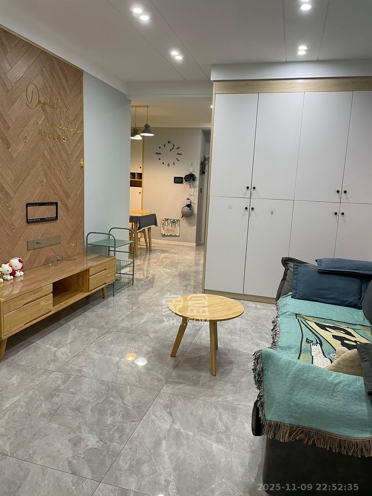 阳光丽城一期  1室1厅0卫    2000.0元/月室内图