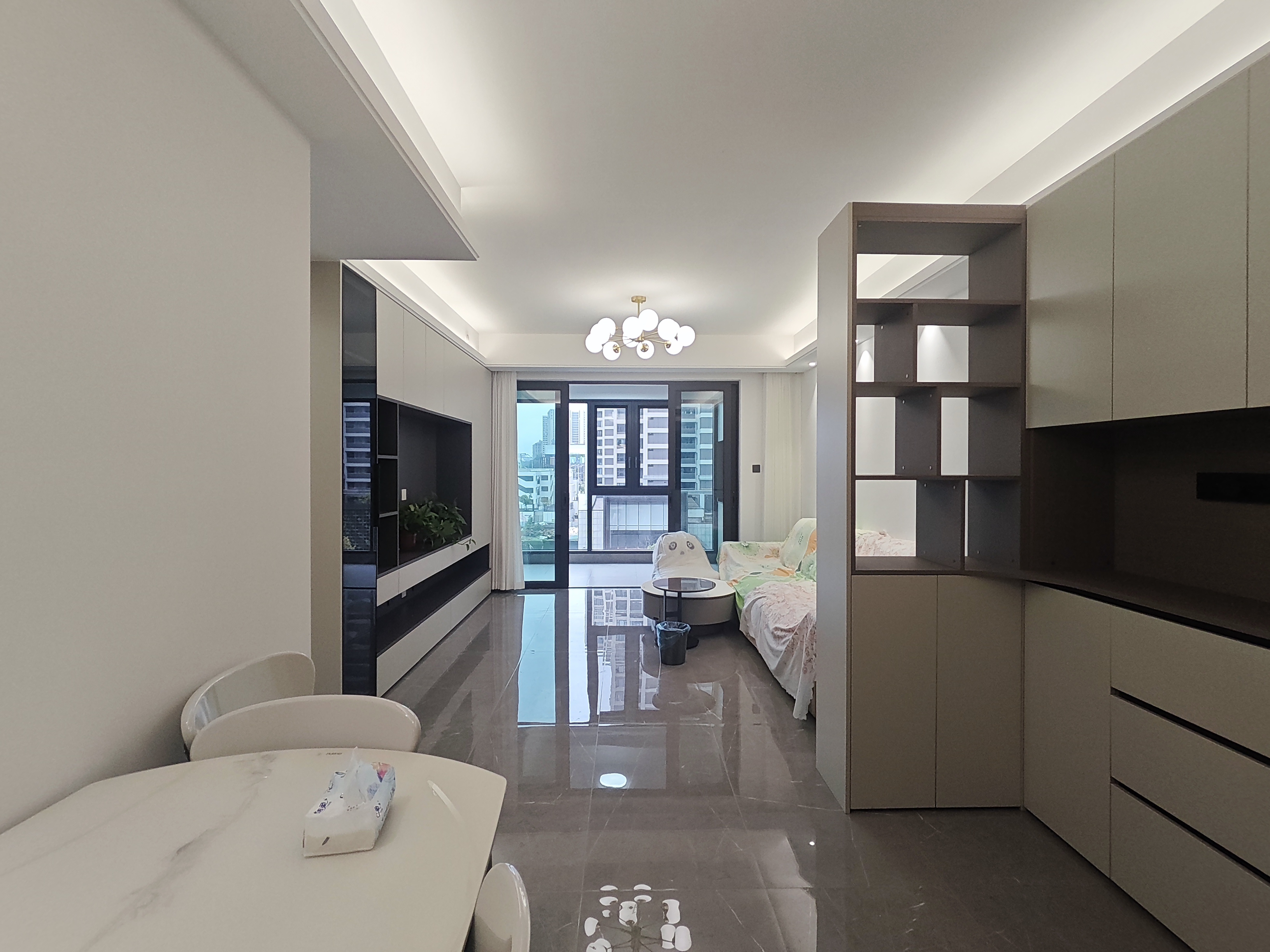 金地都会风華  4室2厅2卫    4000.0元/月户型图